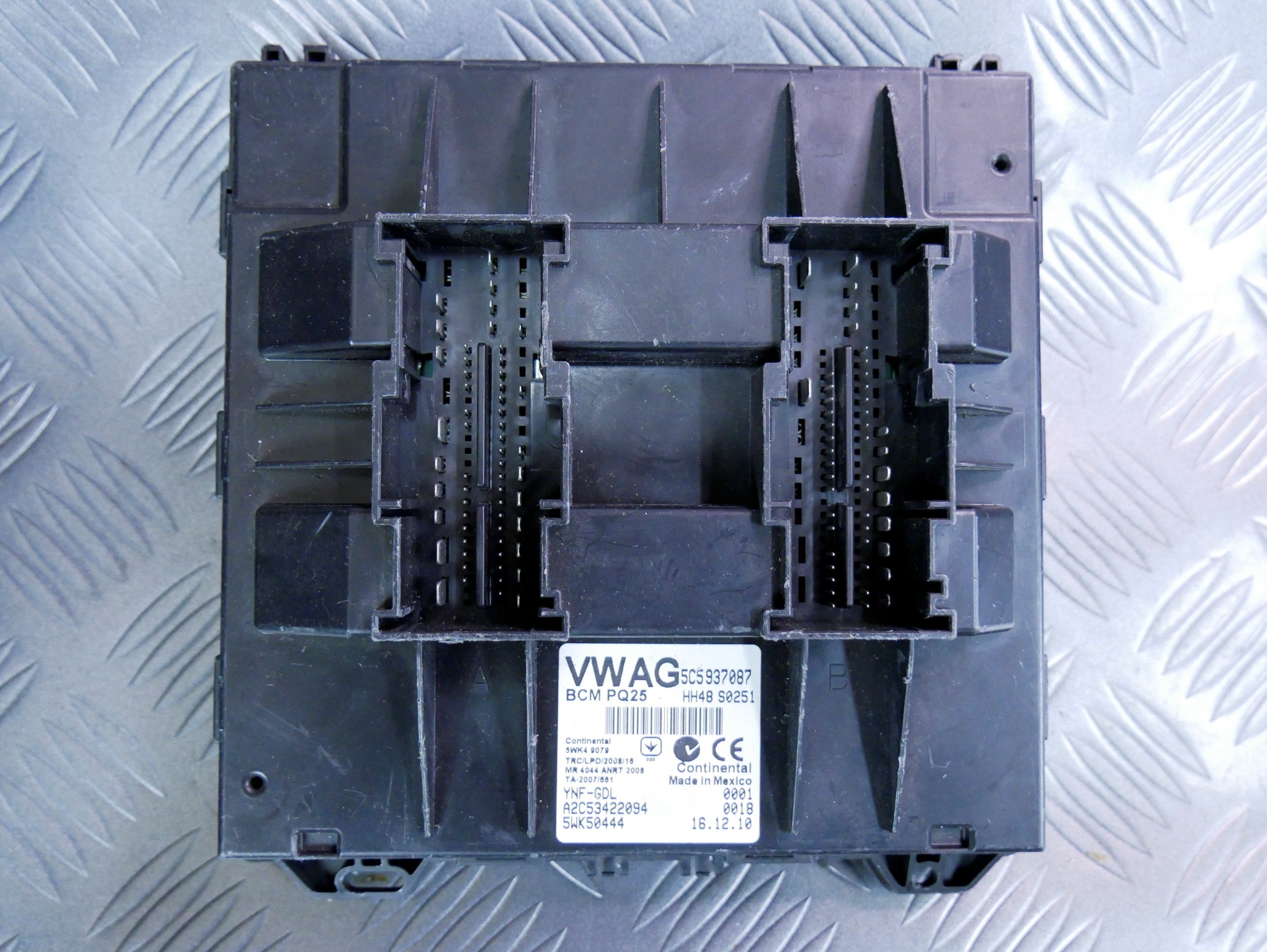 Moduł komfortu sterownik BCM BORDNETZ 5C5937087 VW BEETLE 5C