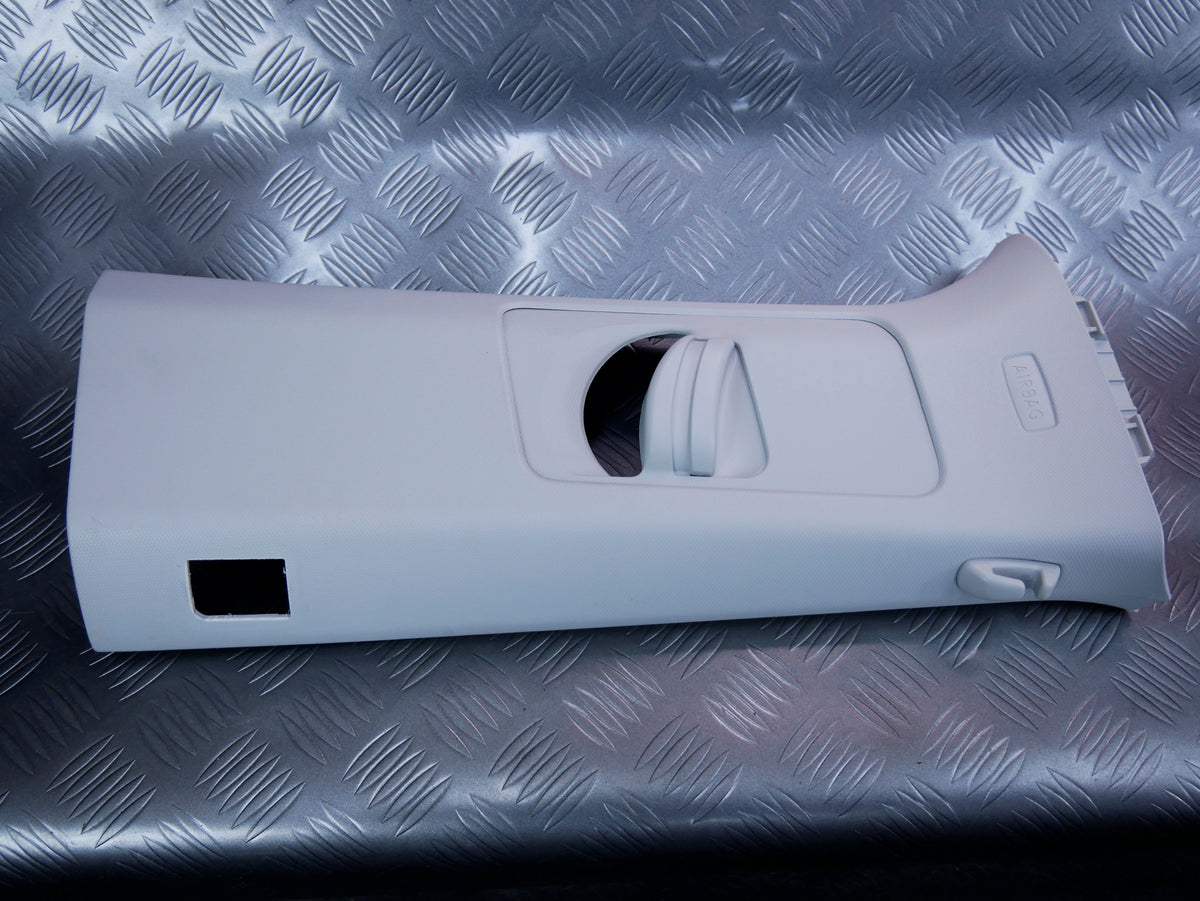 Osłona słupka środkowego górna prawa 7N0867244F VW SHARAN 7N