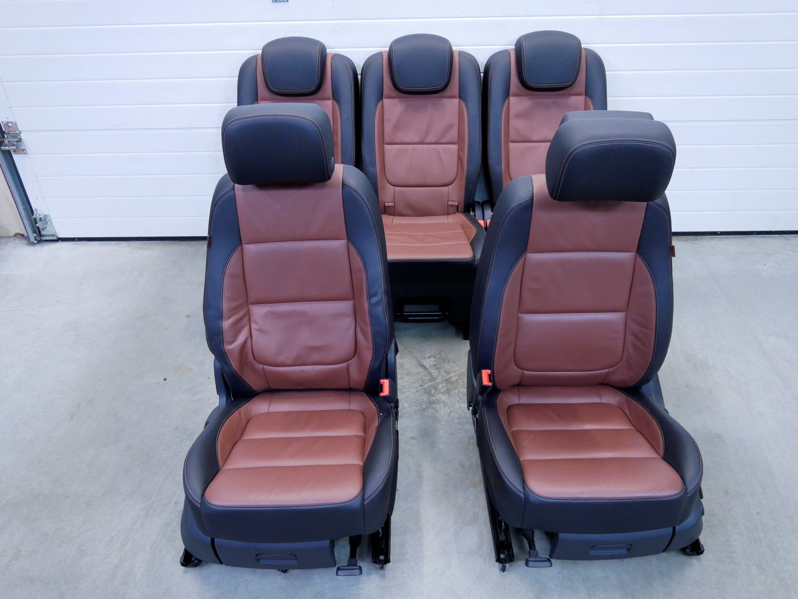 Fotele kanapy komplet skóra VW SHARAN 7N LIFT