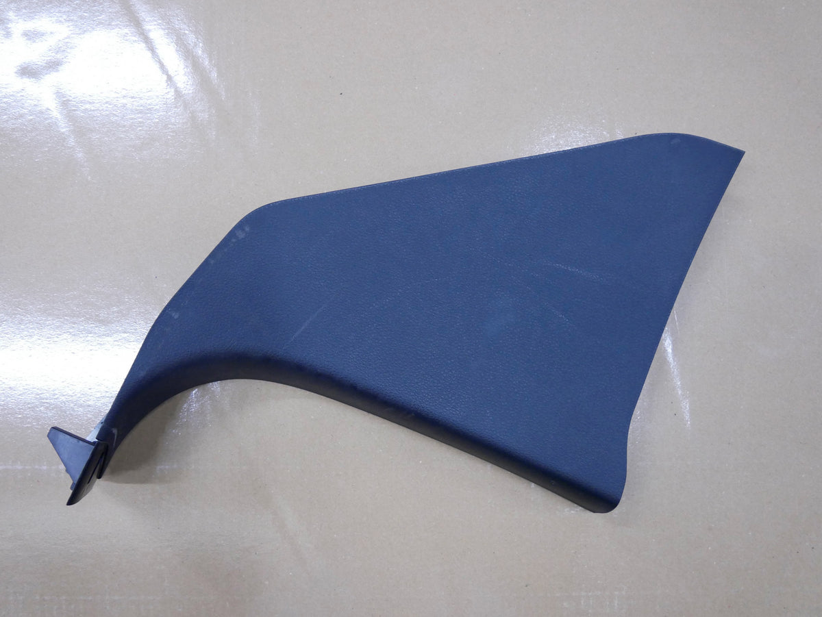Osłona progu słupka przód prawa 2H0863484C VW AMAROK LIFT