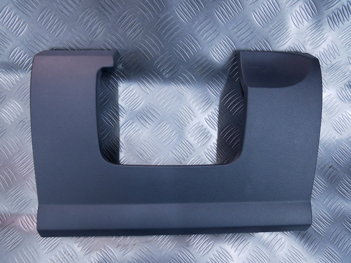 Osłona dolna deski pod konsolę 2H6857915 VW AMAROK LIFT