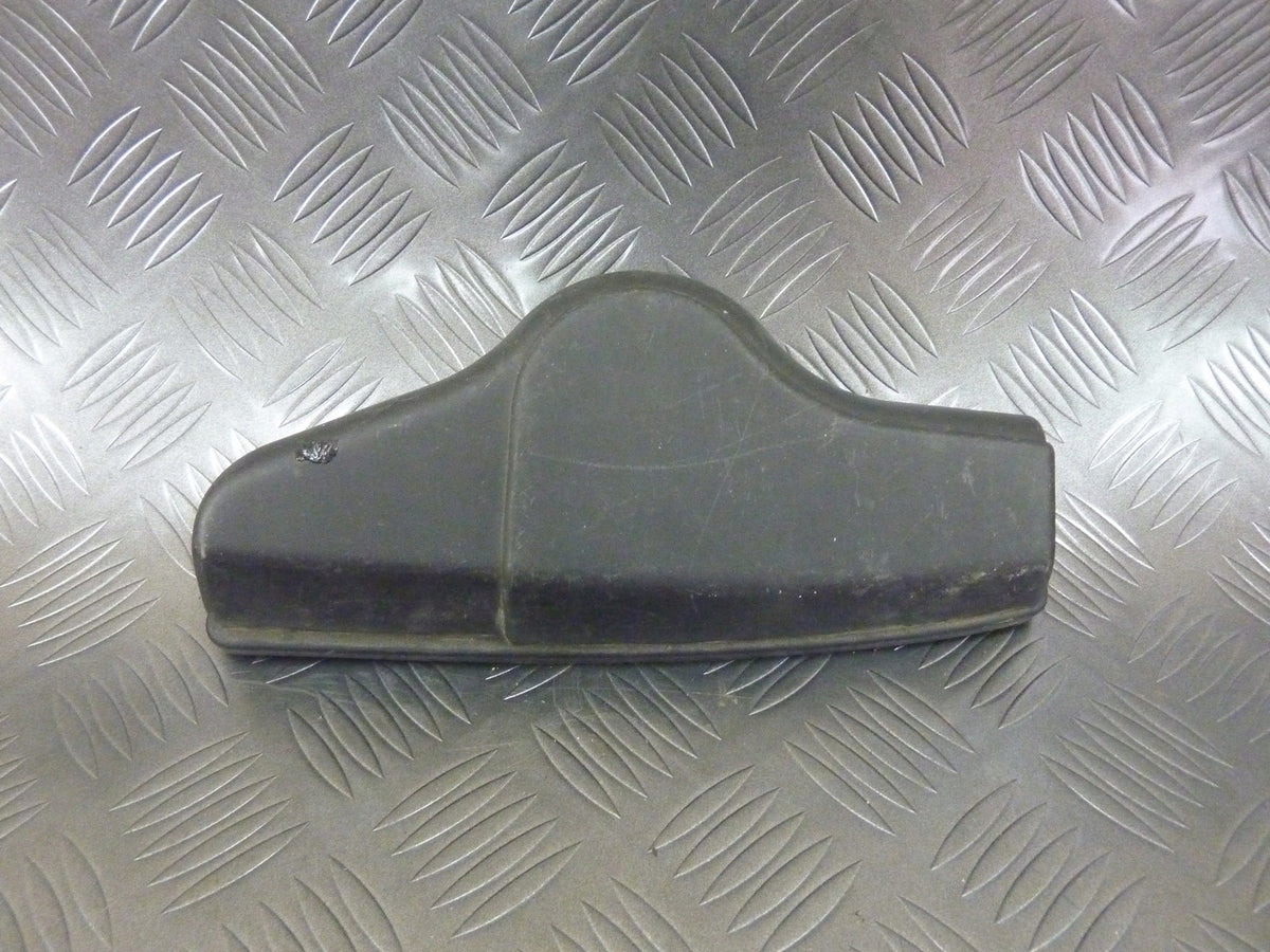 Osłona wlotu powietrza 1K0805965D VW GOLF VI