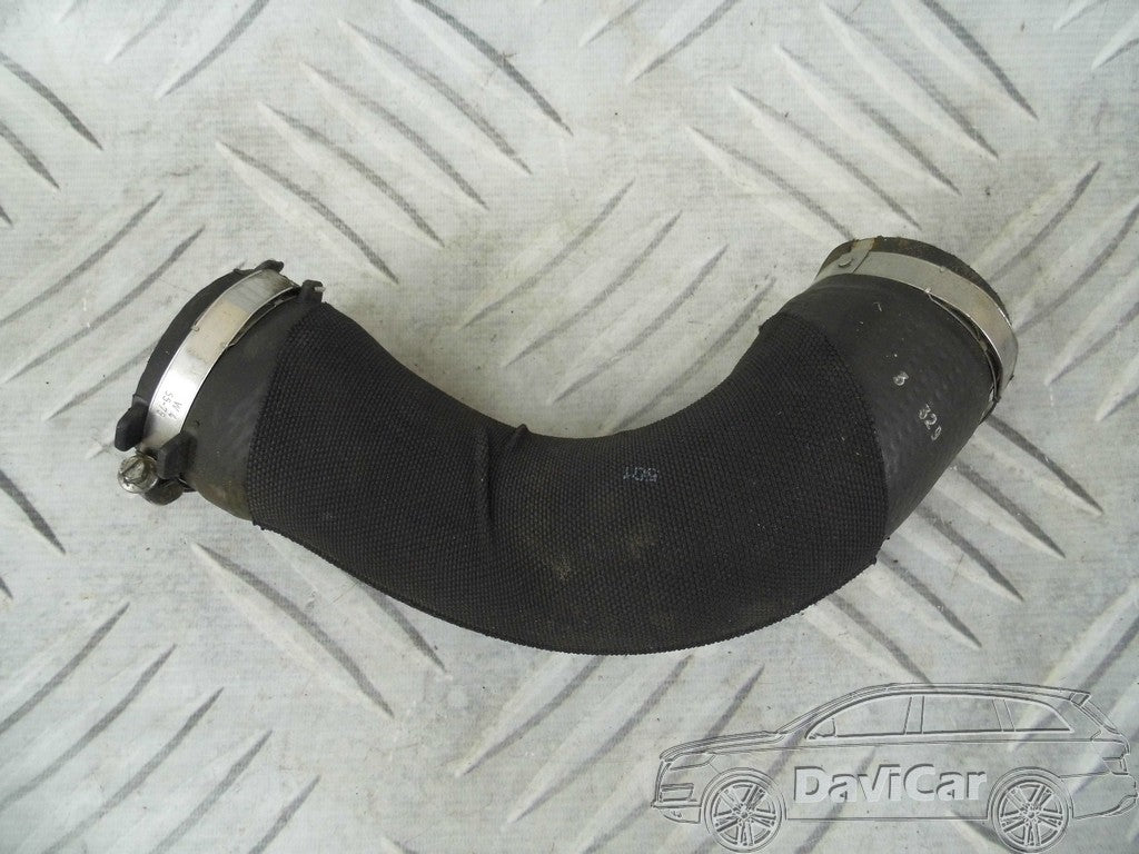 Rura wąż intercoolera 8R0145737L AUDI Q5 3.0 TDI