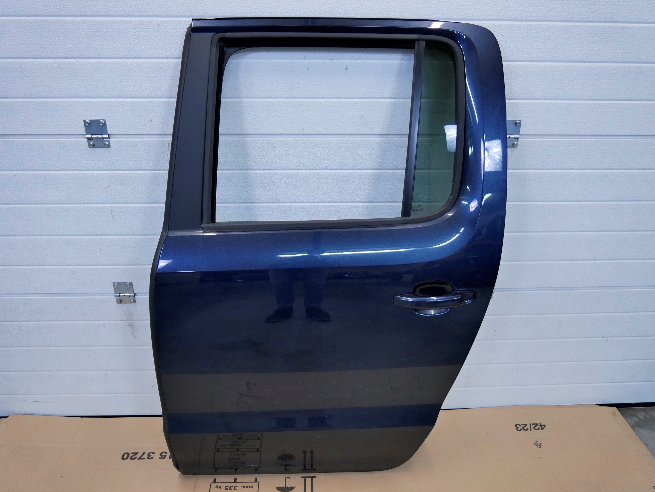 Drzwi tył tylne lewe kompletne LT5U 2H7833055AC VW AMAROK LIFT