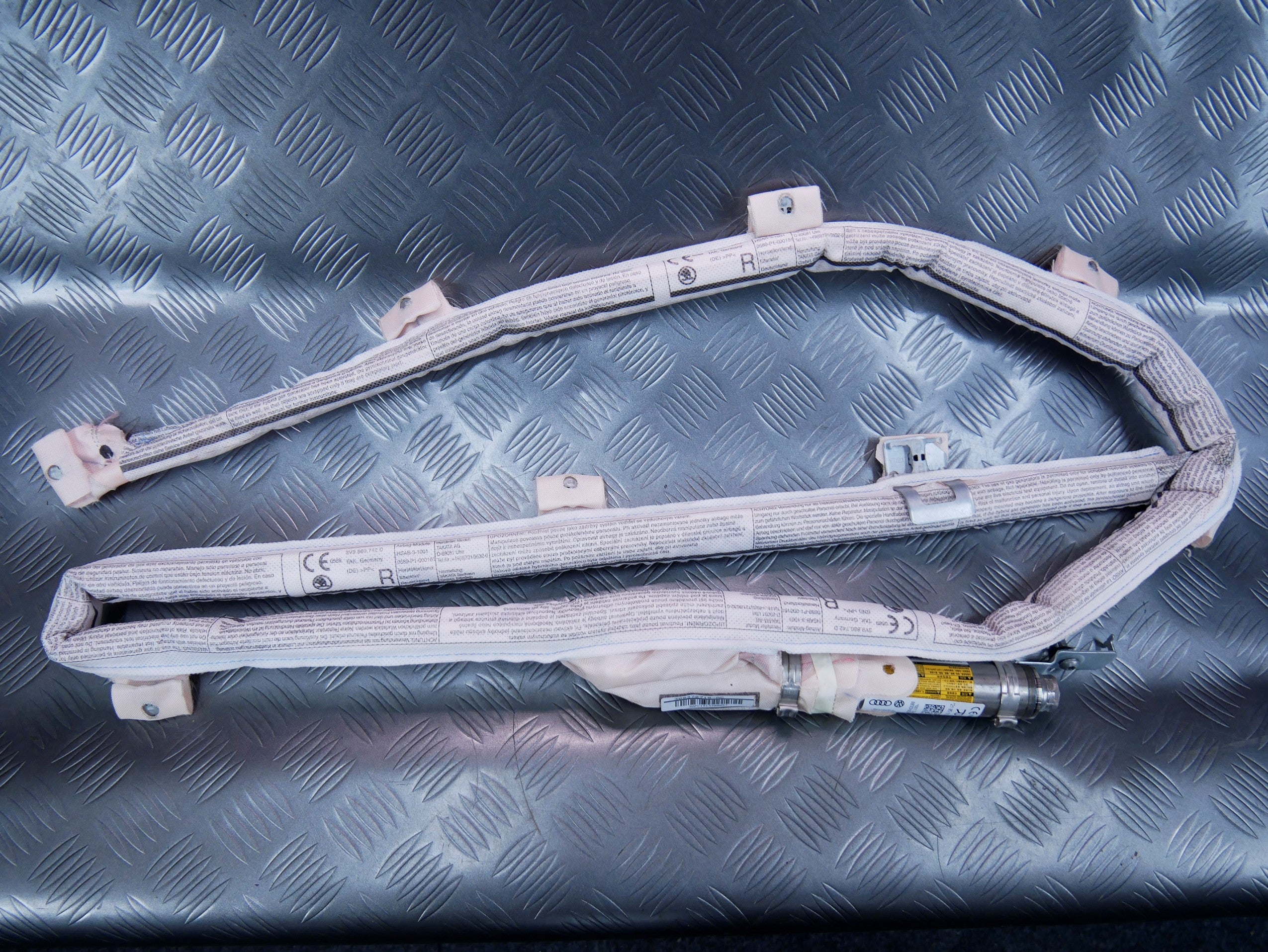 Airbag poduszka kurtyna prawa 3V9880742D SKODA SUPERB III KOMBI
