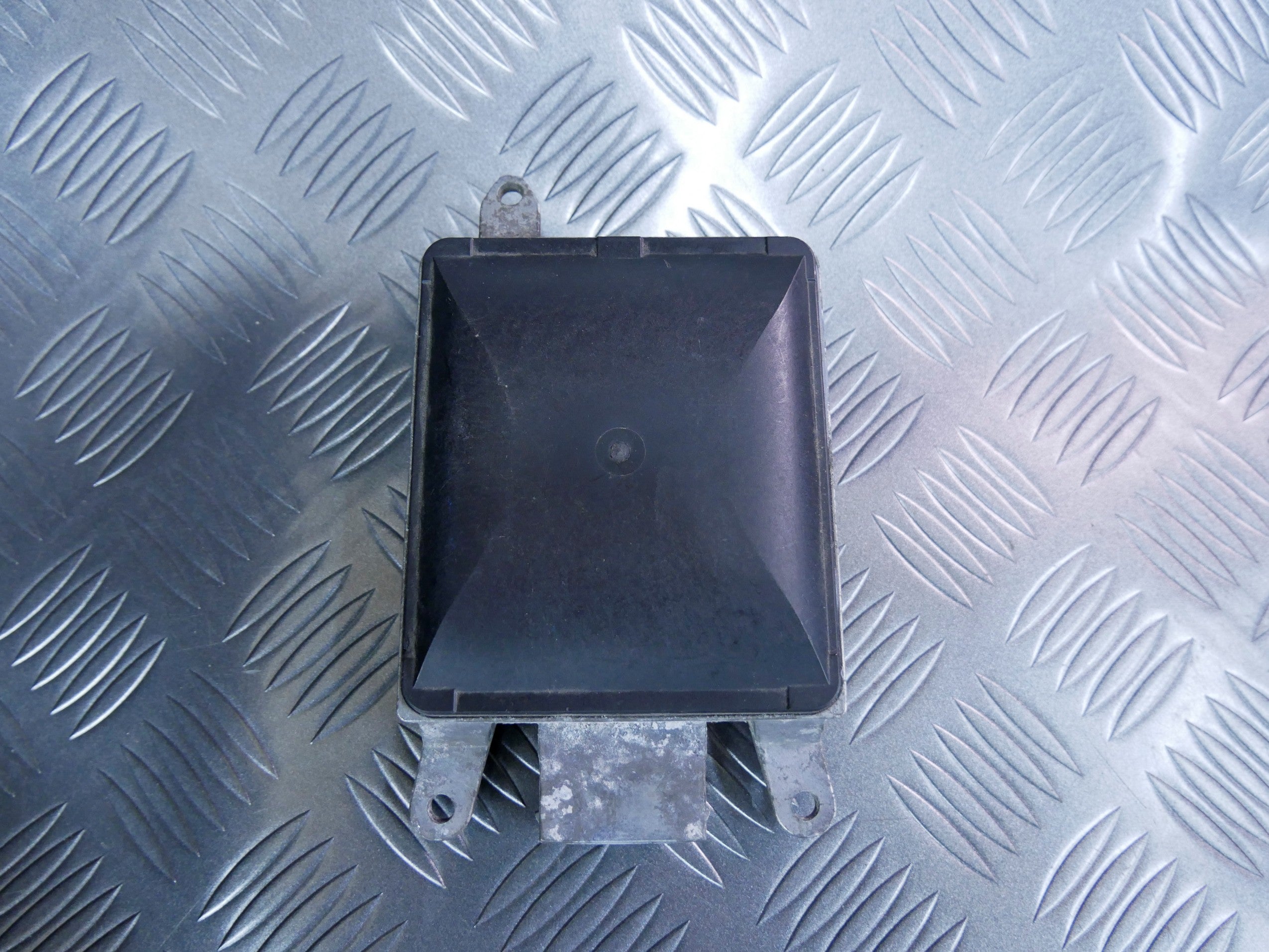 Radar asystent zmiany pasa 6795774 BMW F10 F01