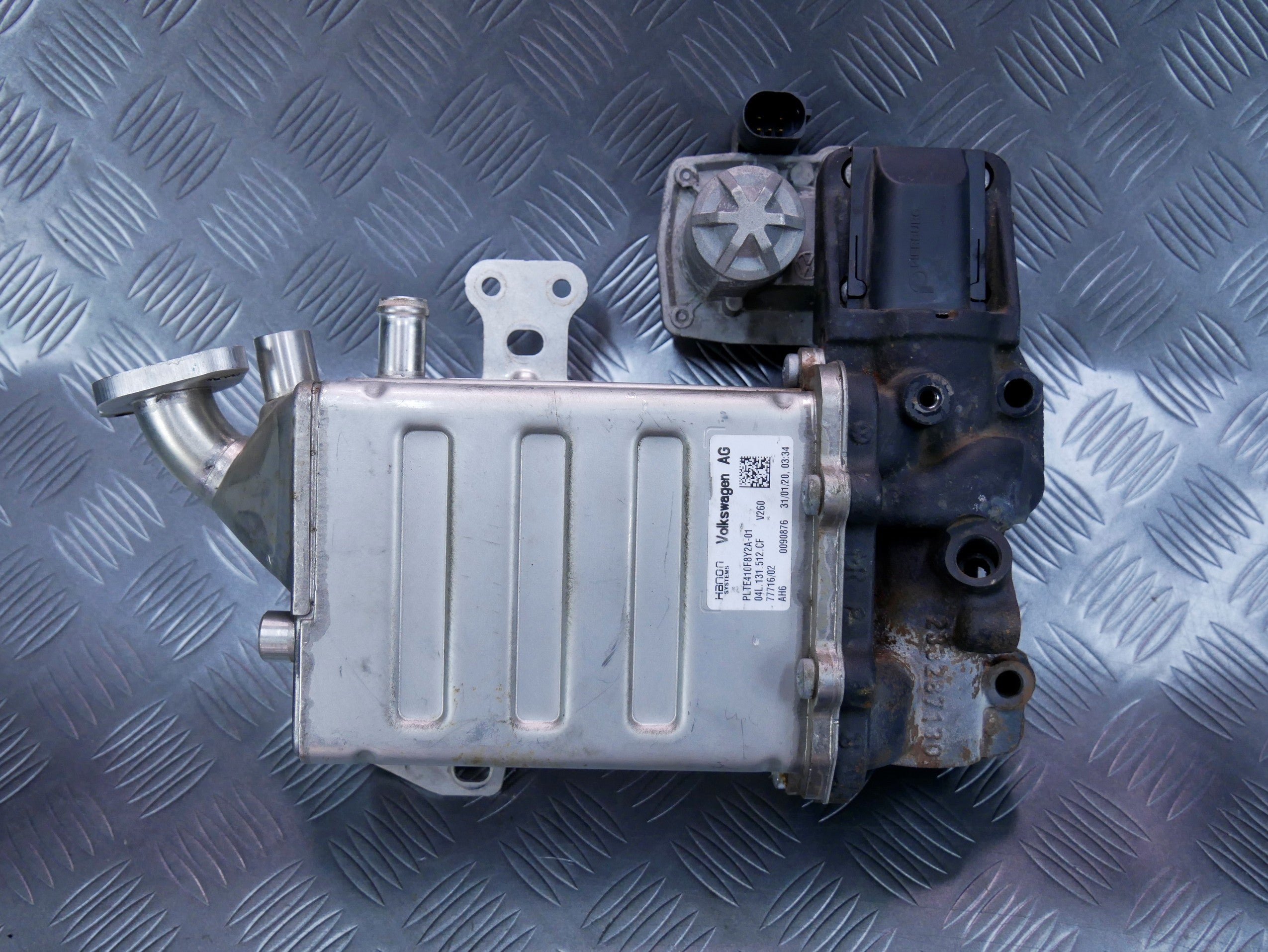 Chłodnica spalin zawór EGR 04L131512CF VW T6 TRANSPORTER 2.0 TDI
