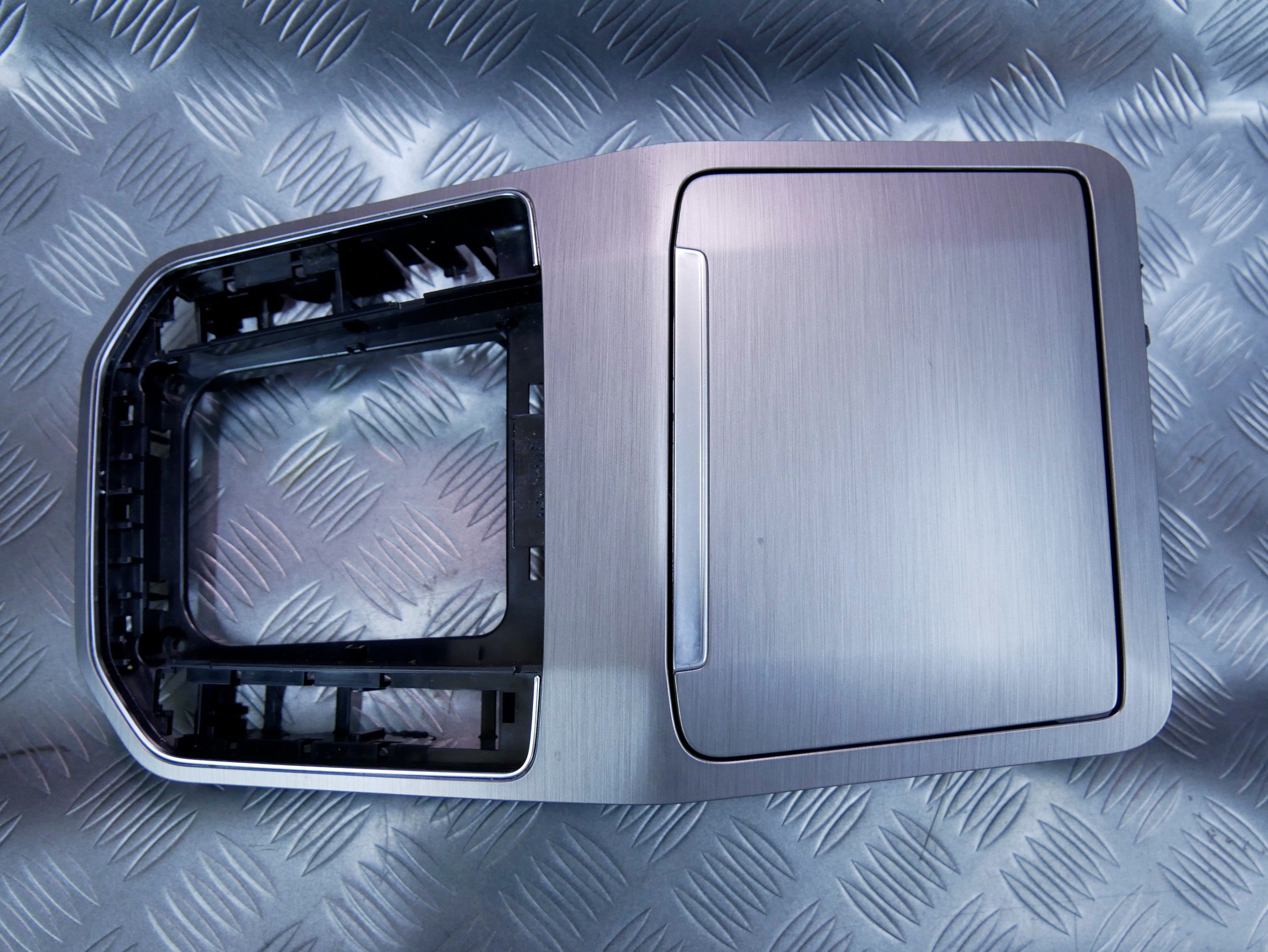 Popielniczka schowek tunelu panel 517864284A VW SPORTSVAN