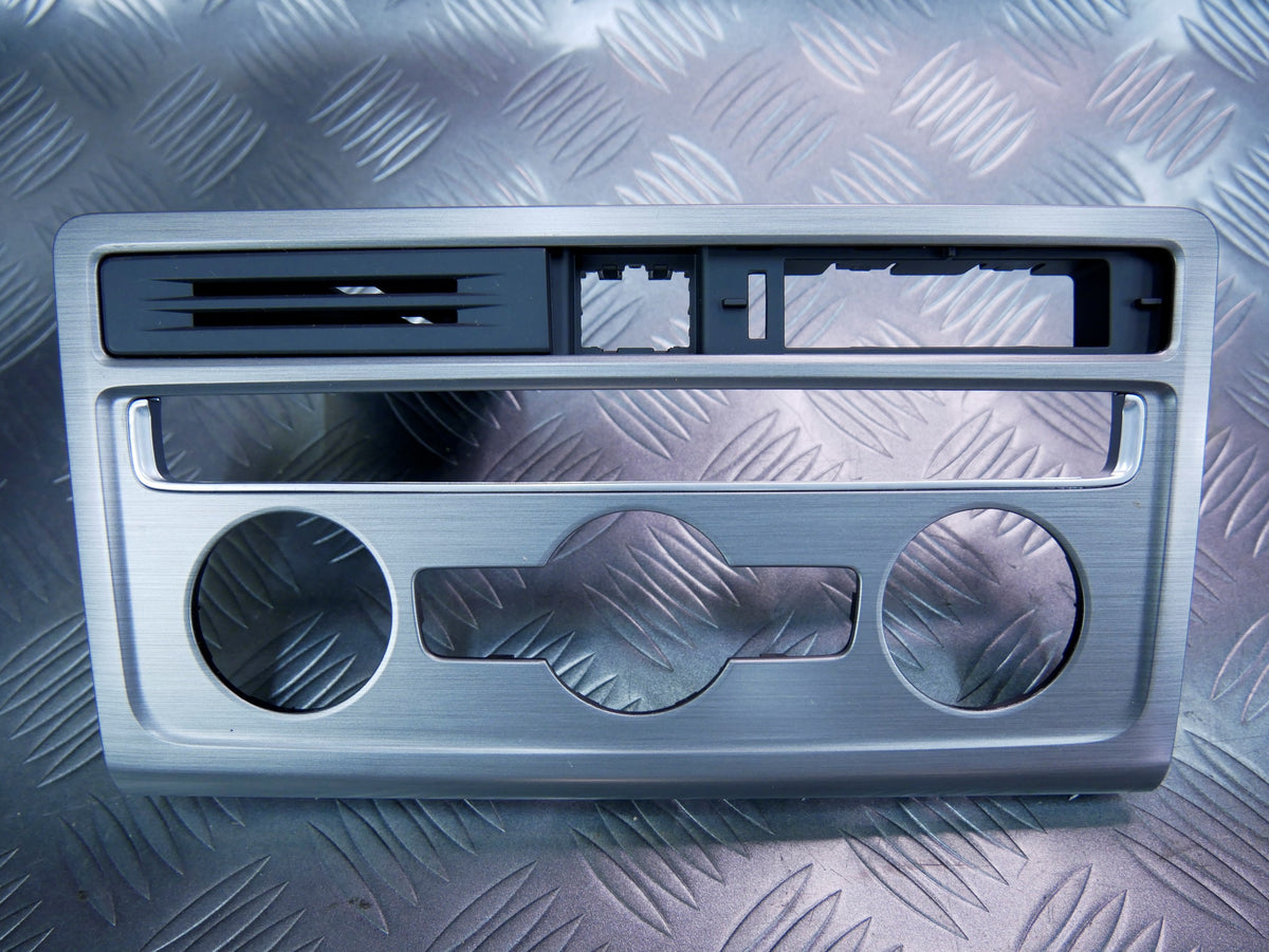 Ramka dekor panelu klimatyzacji 510820075B VW SPORTSVAN