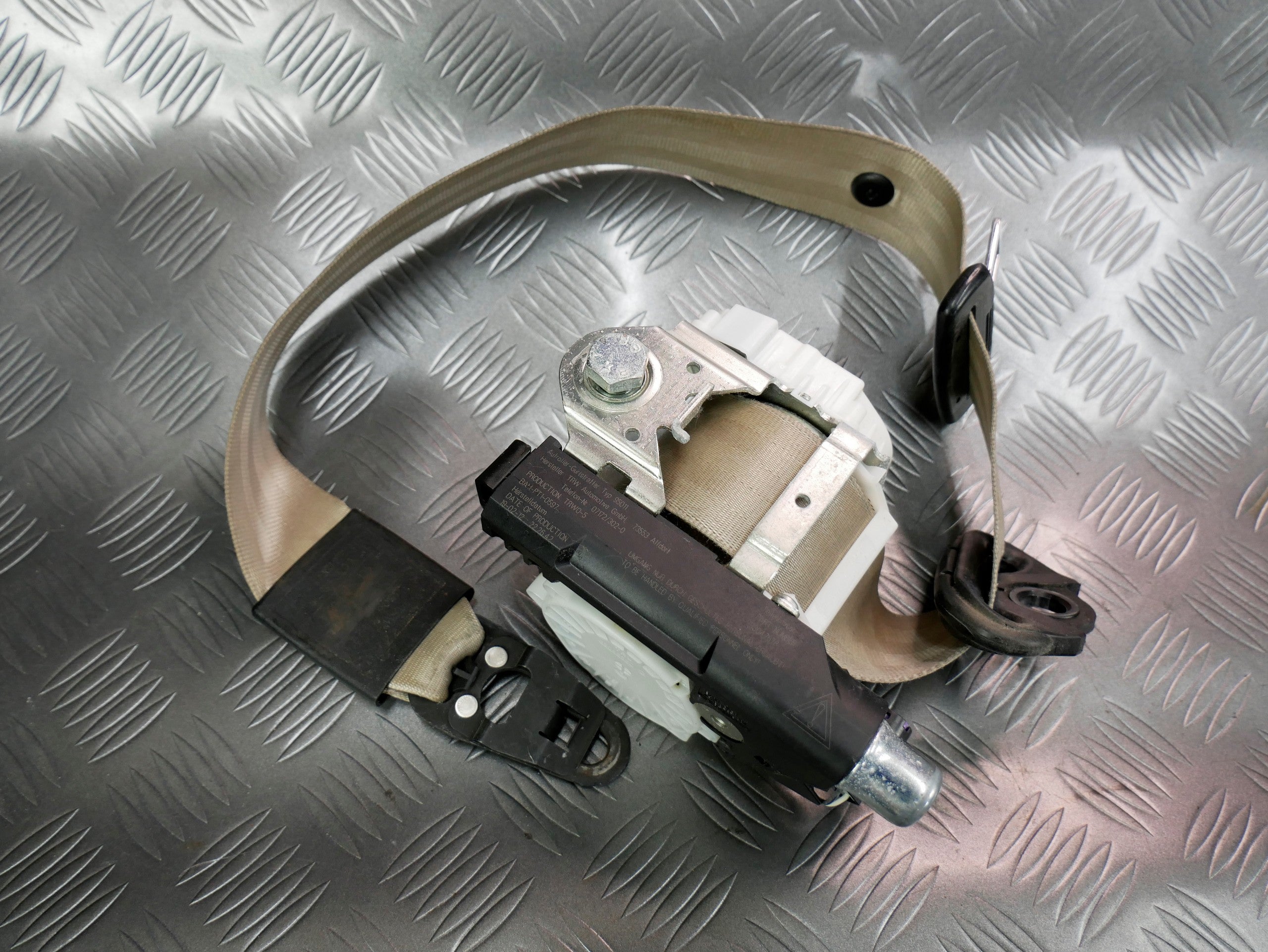 Pas bezpieczeństwa przód lewy beżowy 4L1857705A AUDI Q7 4L LIFT