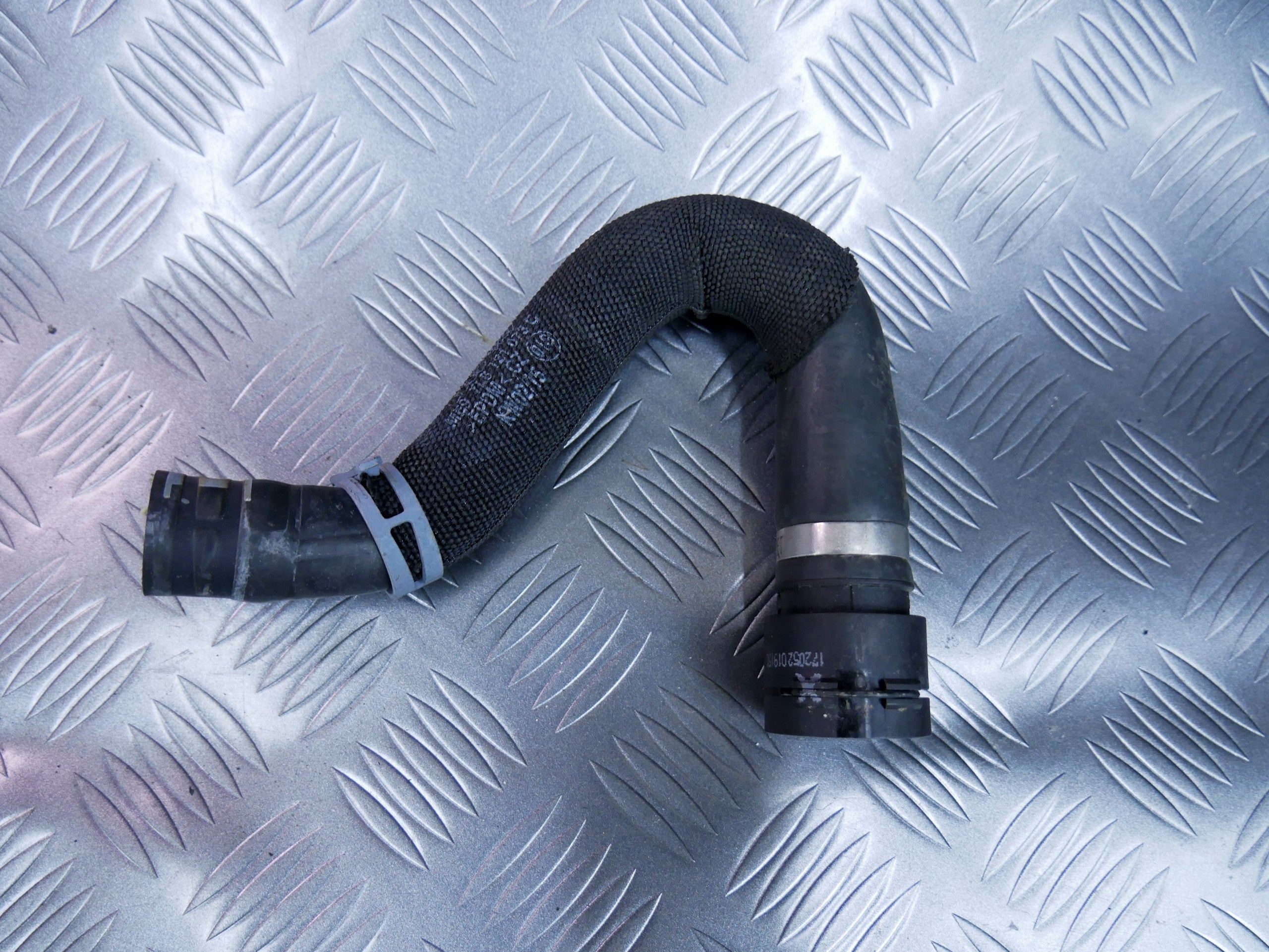 Rura wąż wody 7L8121073C AUDI Q7 4L 3.0 TFSI