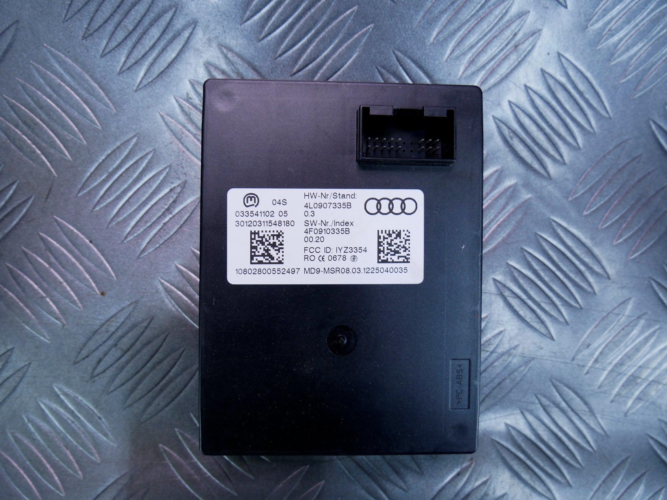 Moduł sterownik KESSY 4L0907335B AUDI Q7 4L LIFT