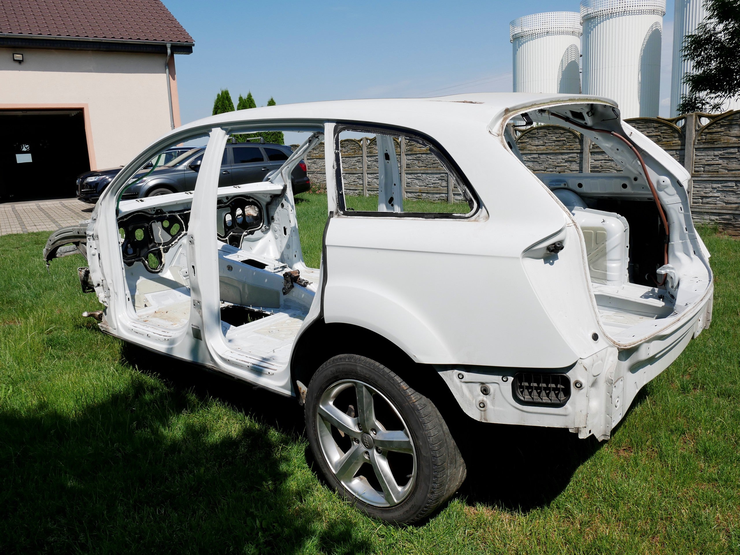 Ćwiartka podłużnica tył tylna lewa AUDI Q7 4L LIFT