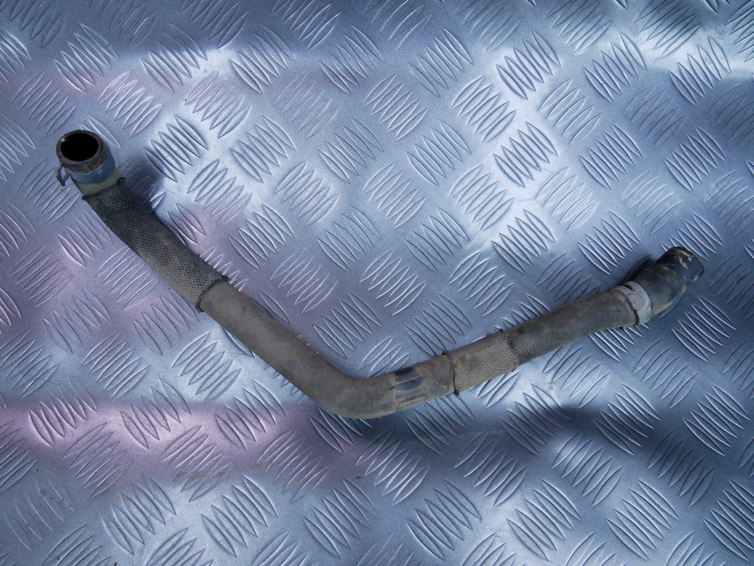 Rura przewód wąż wody 5Q0121051D VW GOLF VII 2.0 TSI