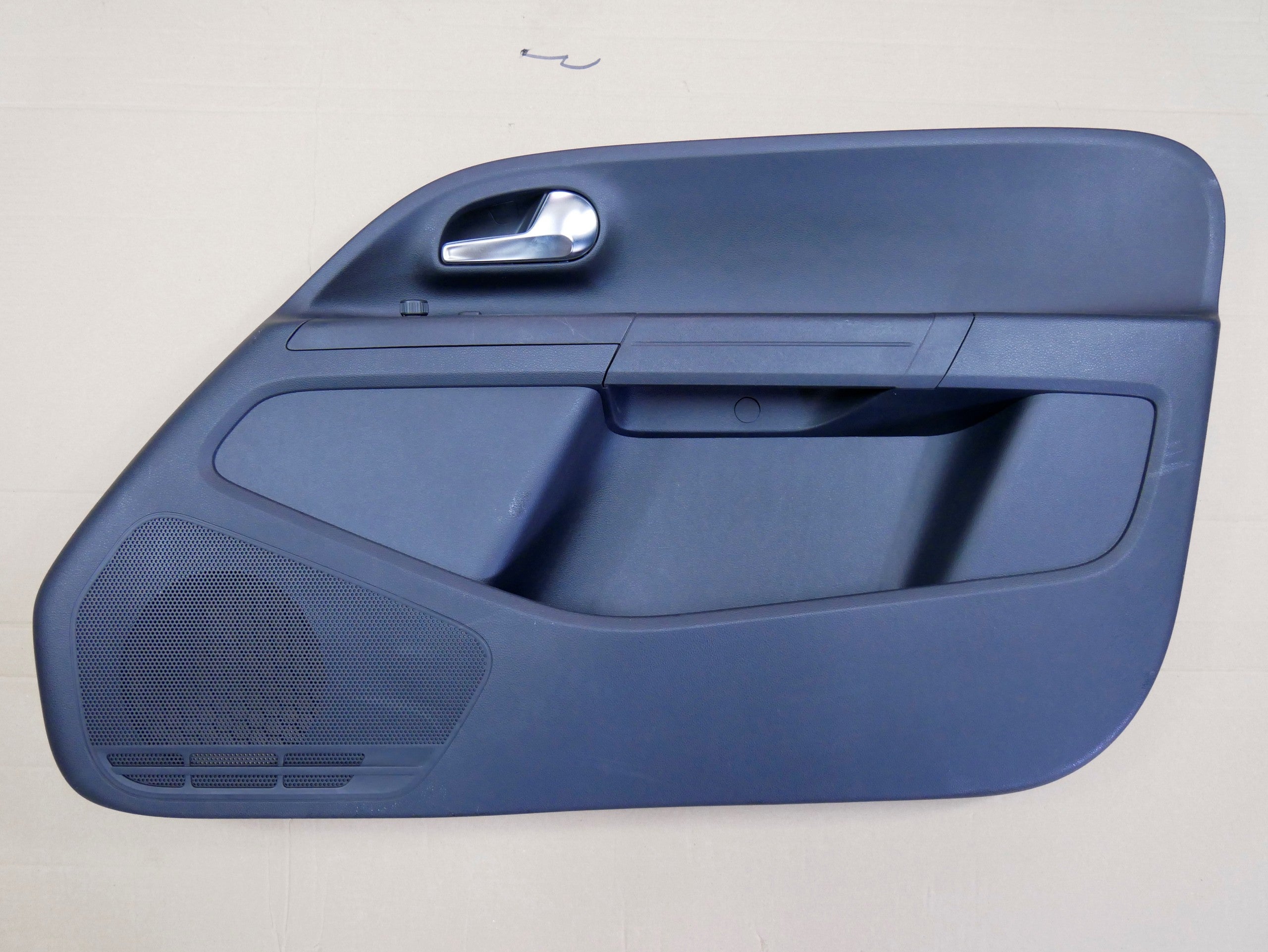 Tapicerka boczek drzwi przód prawy 1S4867012 VW UP!