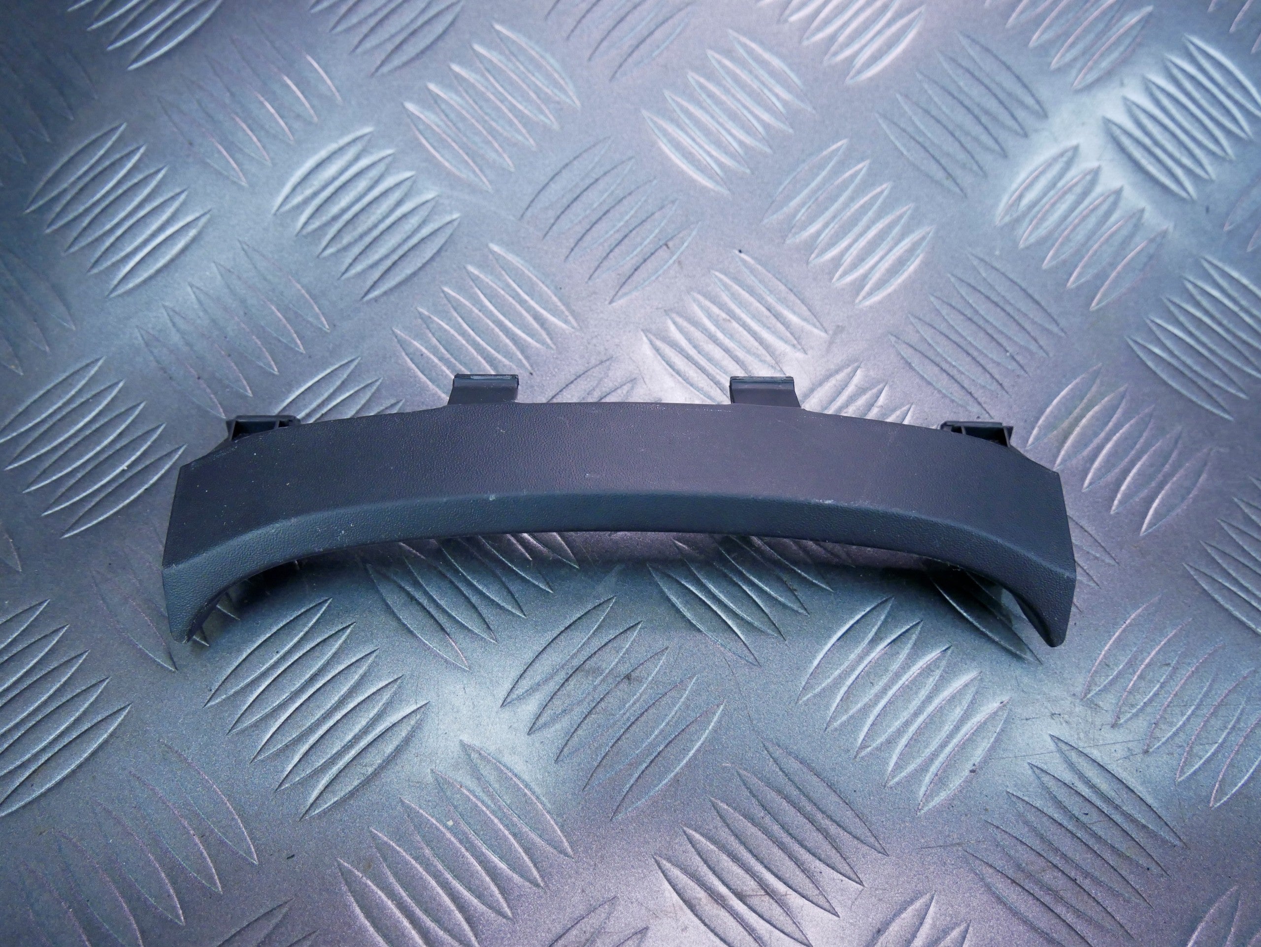 Listwa zaślepka obudowy kierownicy 1S0857059A VW UP! CITGO