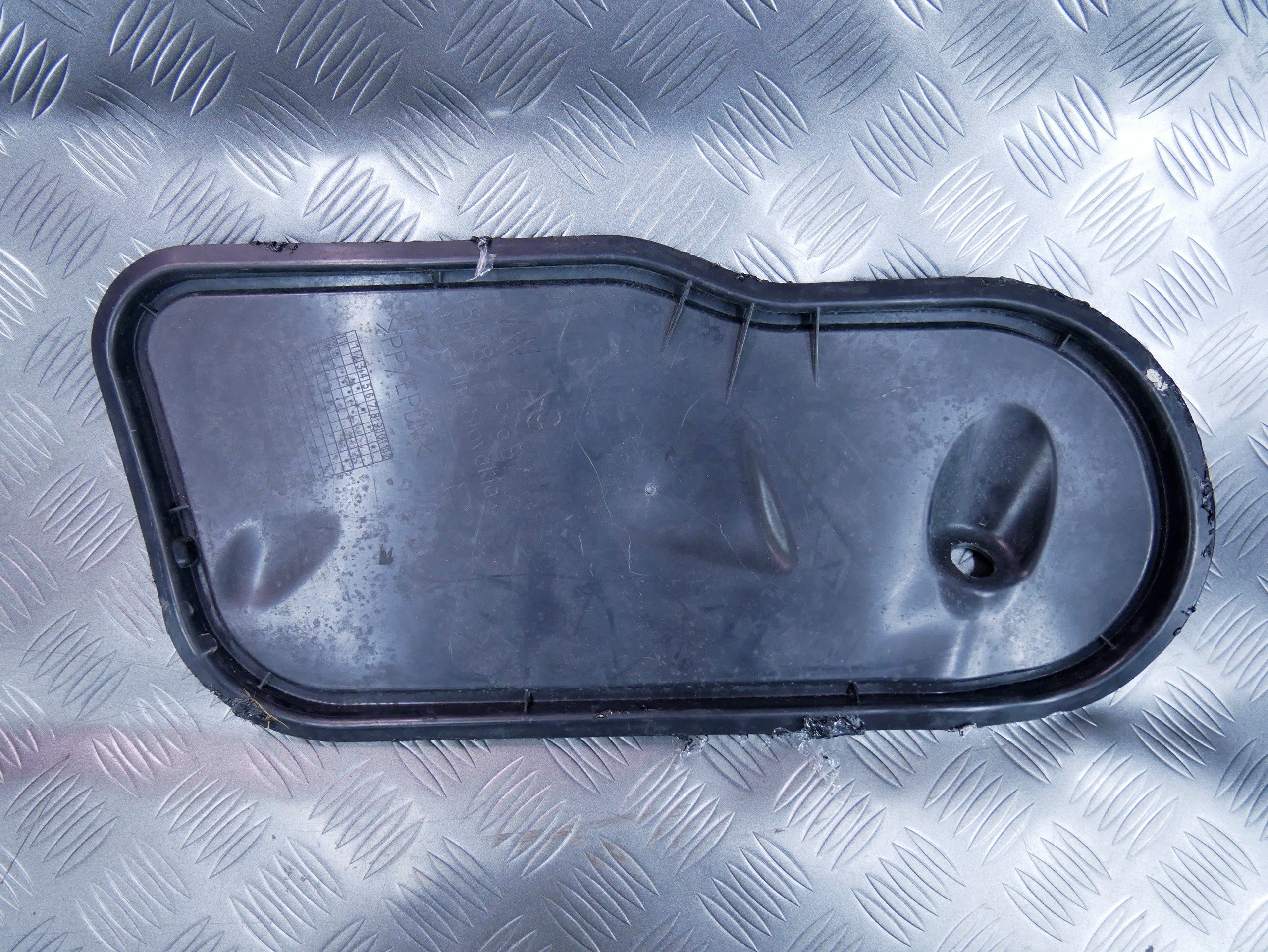 Osłona zaślepka drzwi przód prawa 1S4837916B VW UP! SKODA CITIGO