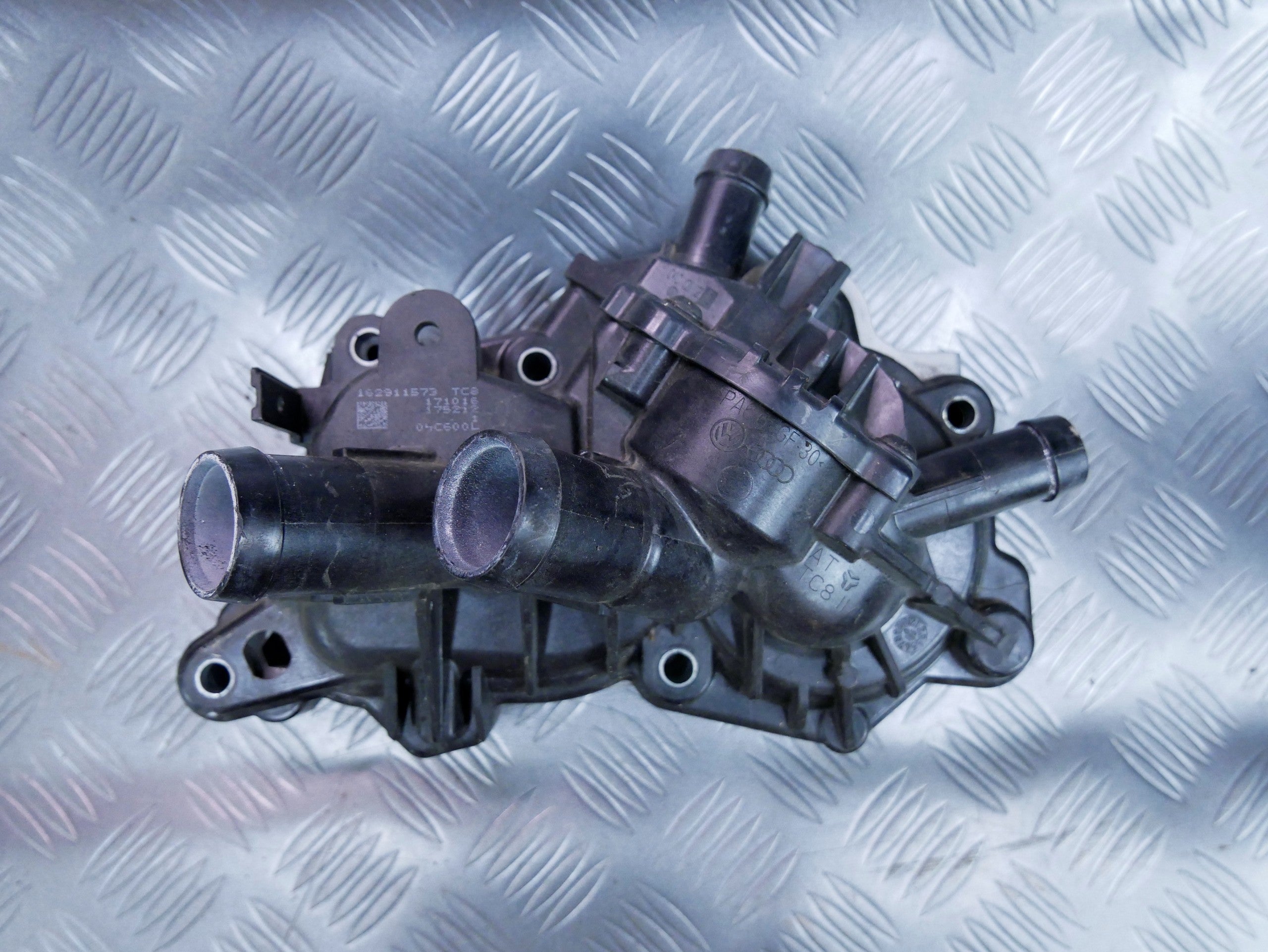 Pompa wody 04C121600L VW UP! SKODA CITIGO 1.0 MPI