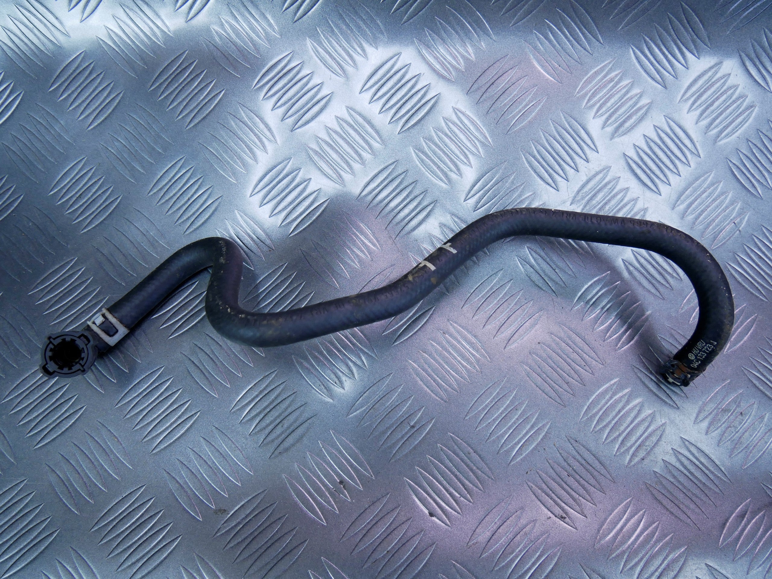 Wąż przewód paliwa 04C133723J VW UP! SKODA CITIGO 1.0 MPI