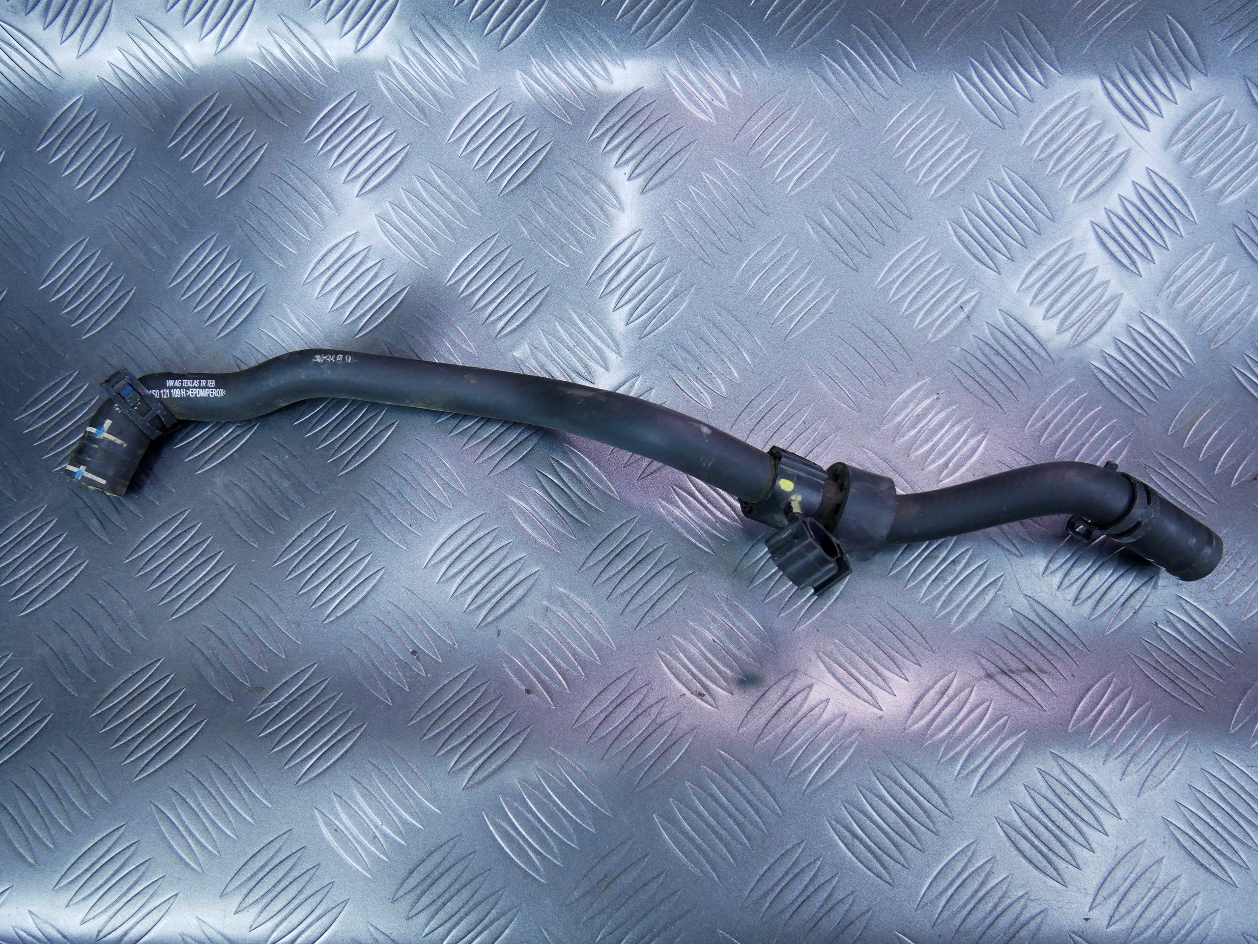 Rura wąż wody 1S0121109H VW UP! SKODA CITIGO 1.0 MPI