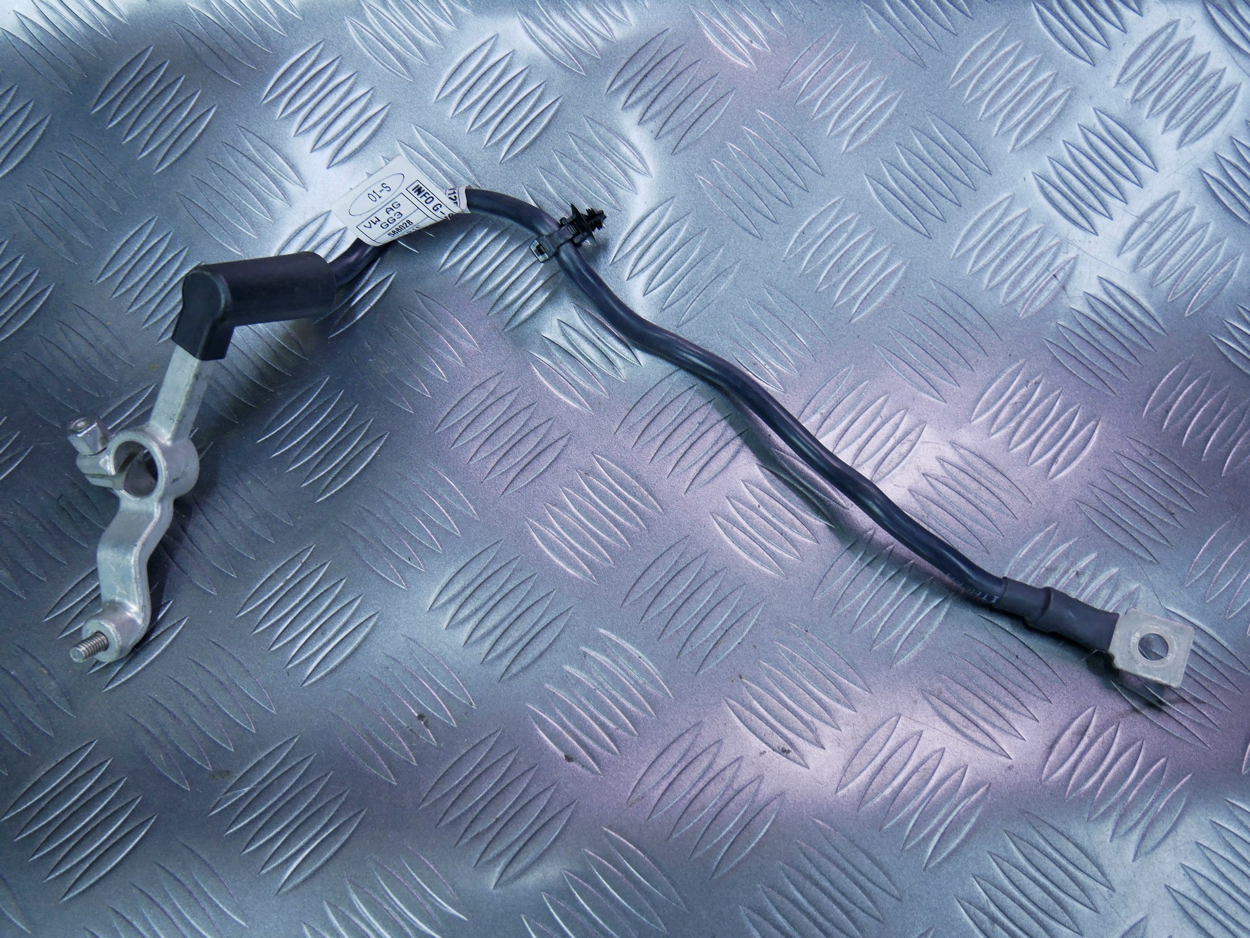 Klema minusowa akumulatora 1S0971228B VW UP! SKODA CITIGO