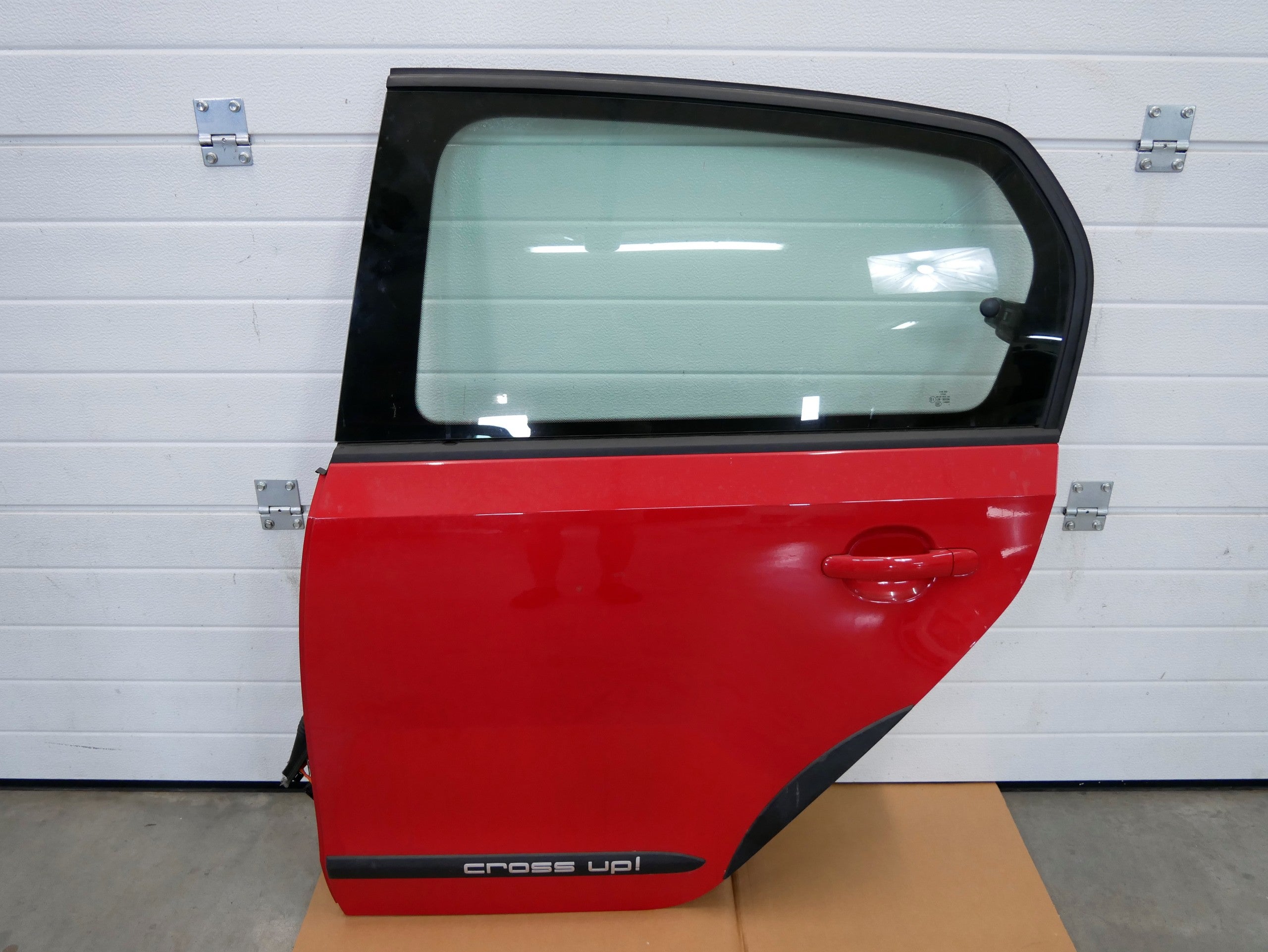 Drzwi tył tylne lewe LY3D VW CROSS UP!