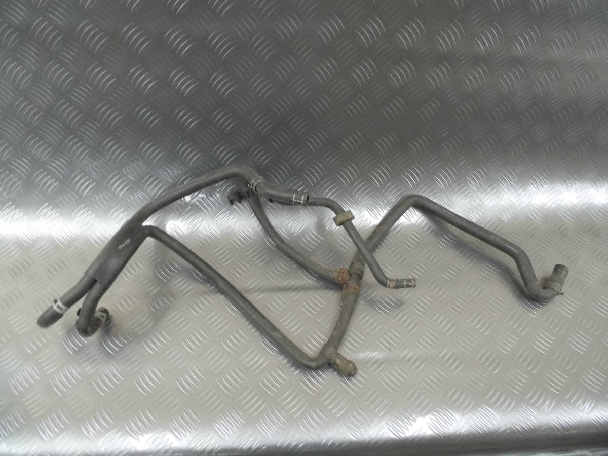 Rura wąż wody 7L8122096E AUDI Q7