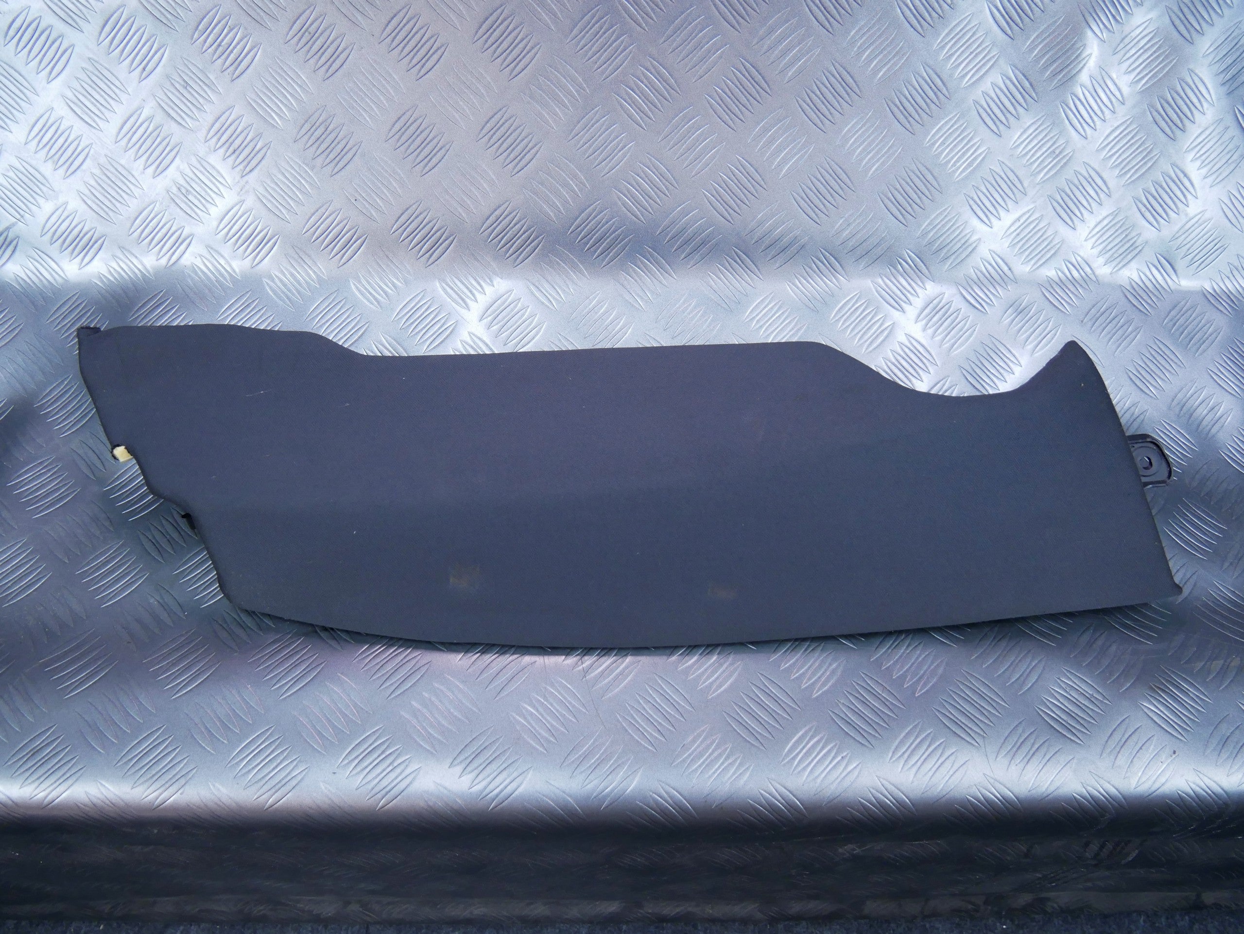 Boczek kanapy fotela tył prawy 8T0857792 AUDI A4 B8 8K0