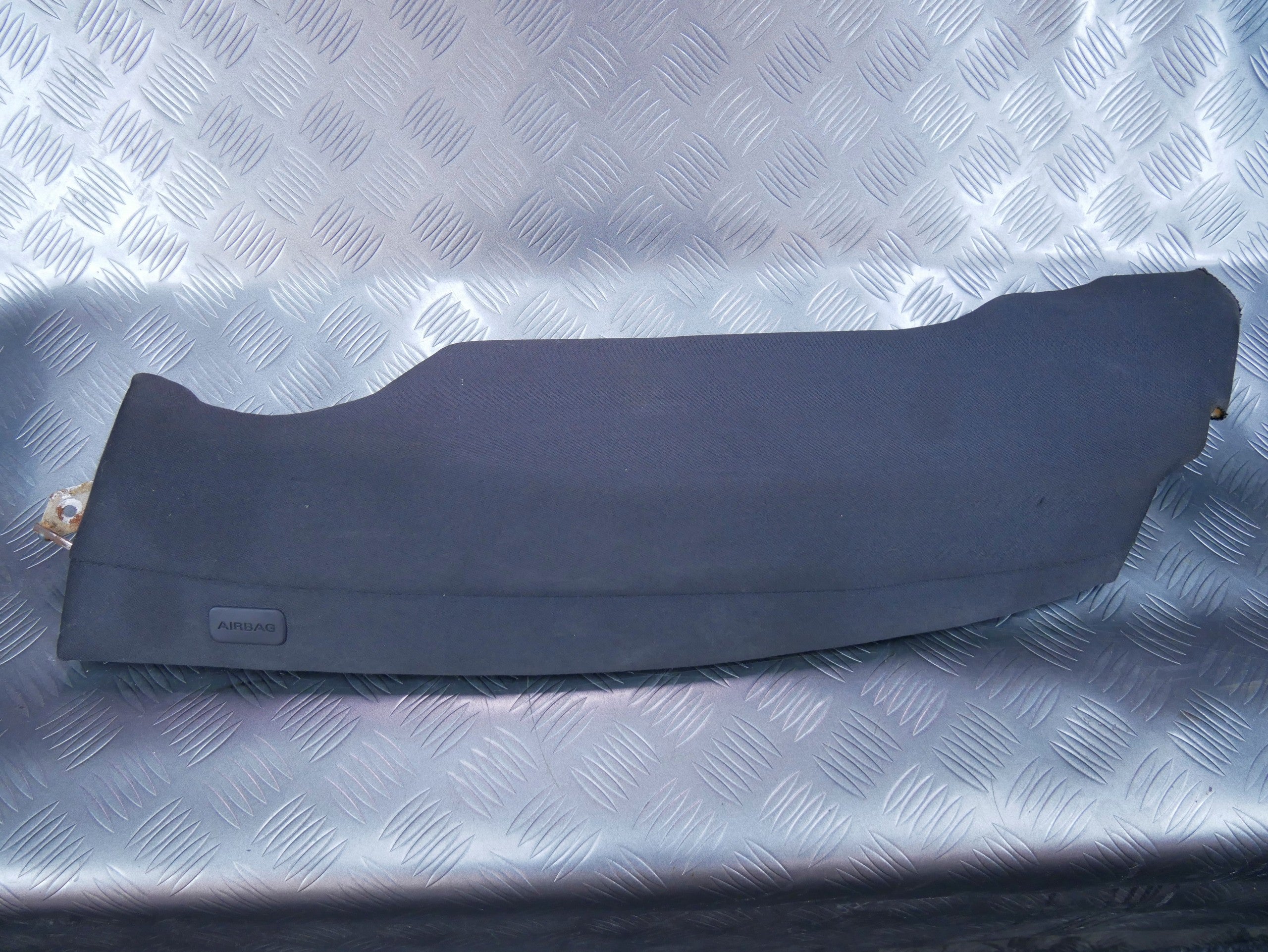 Boczek kanapy fotela tył prawy 8K0885702 AUDI A4 B8 8K0