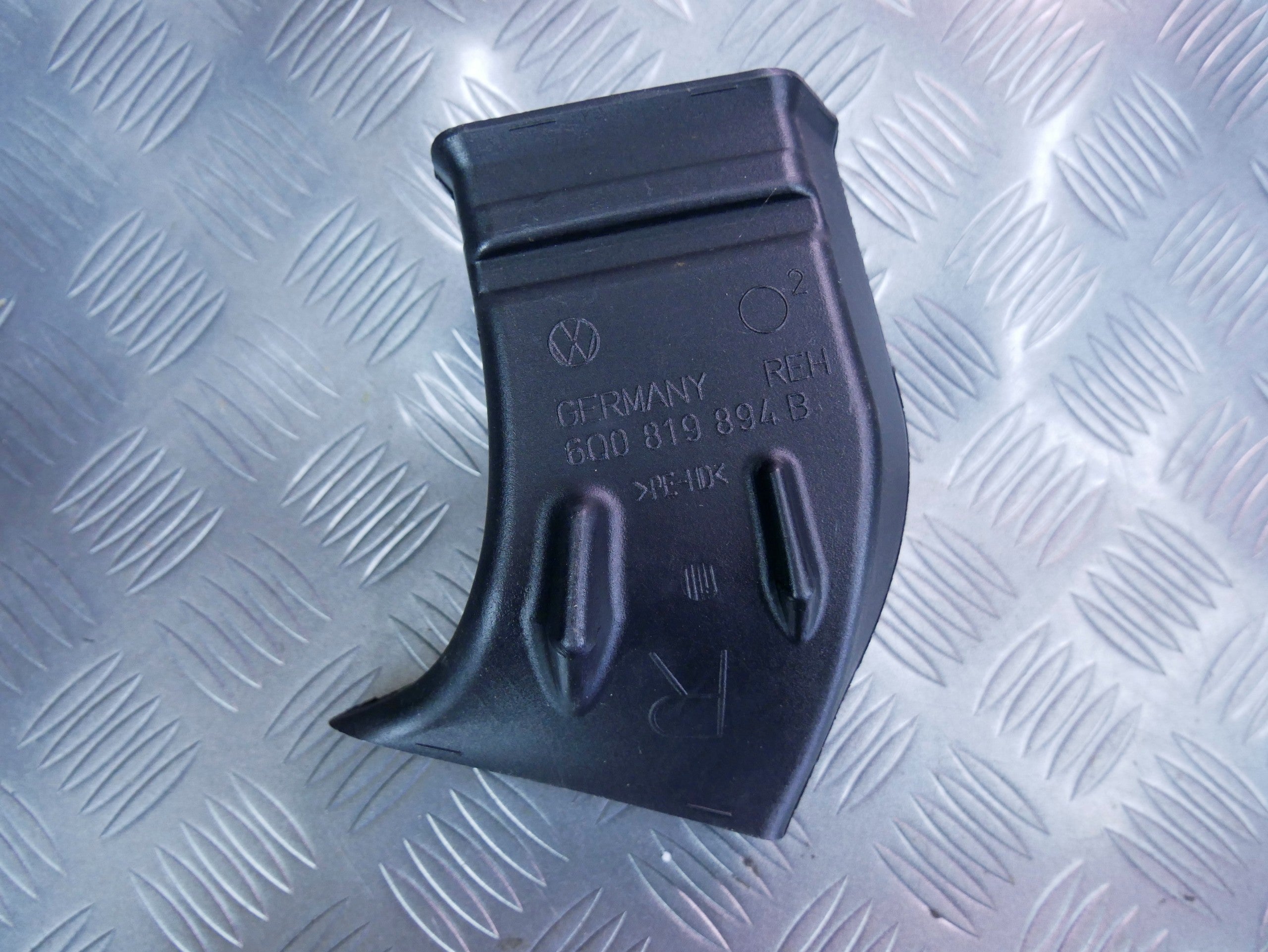 Kanał powietrza nagrzewnicy 6Q0819894B SKODA FABIA III