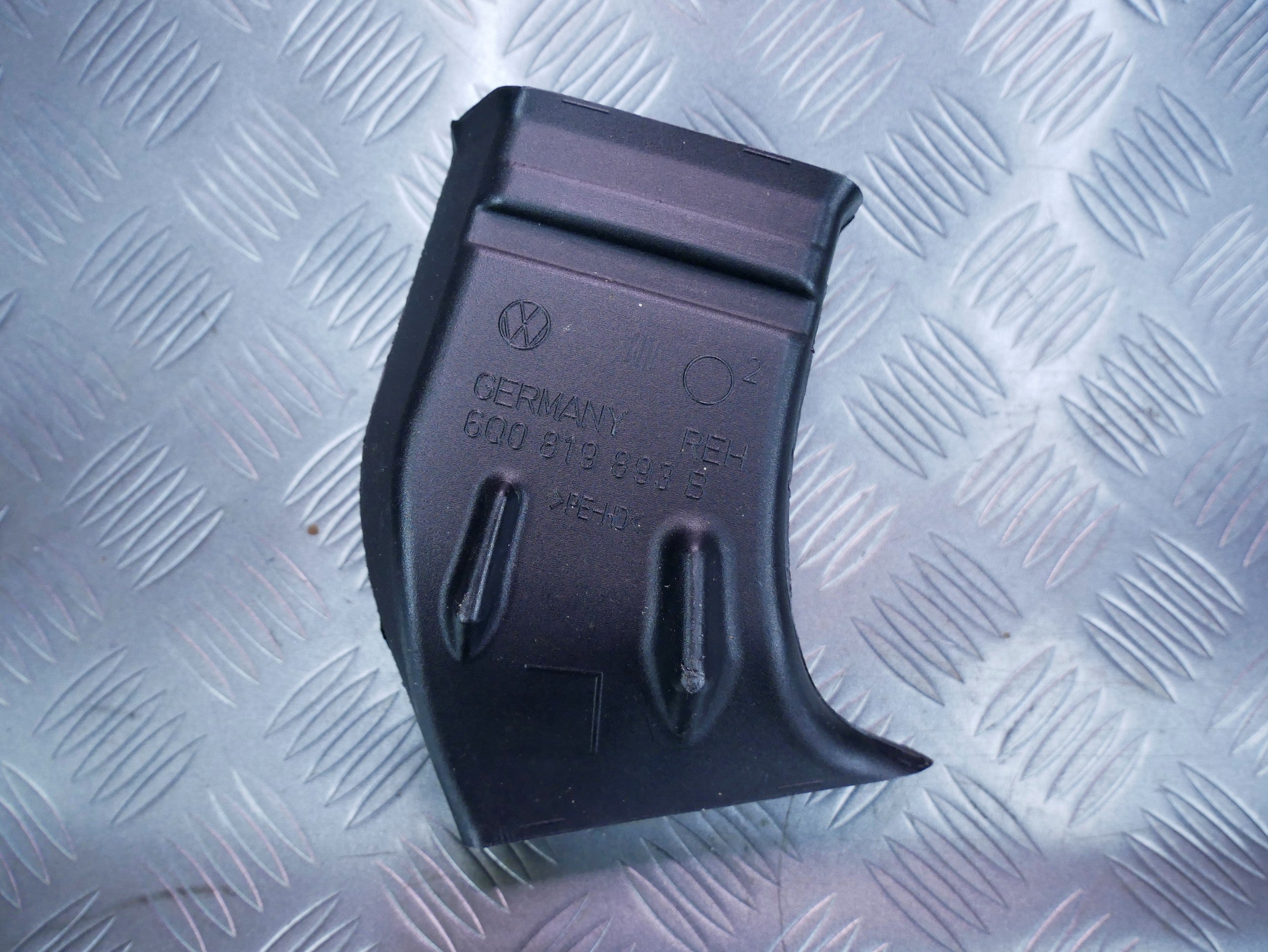 Kanał powietrza nagrzewnicy 6Q0819893B SKODA FABIA III