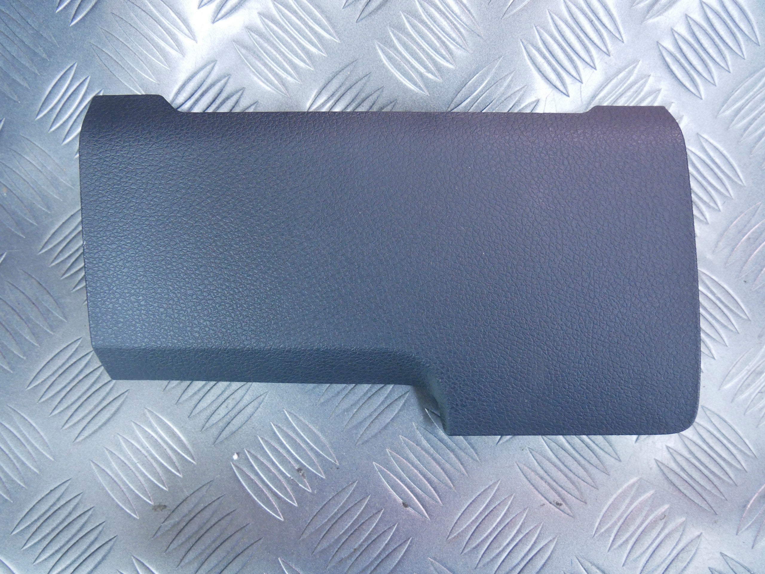 Osłona zaślepka deski konsoli 6V1819917 SKODA FABIA III