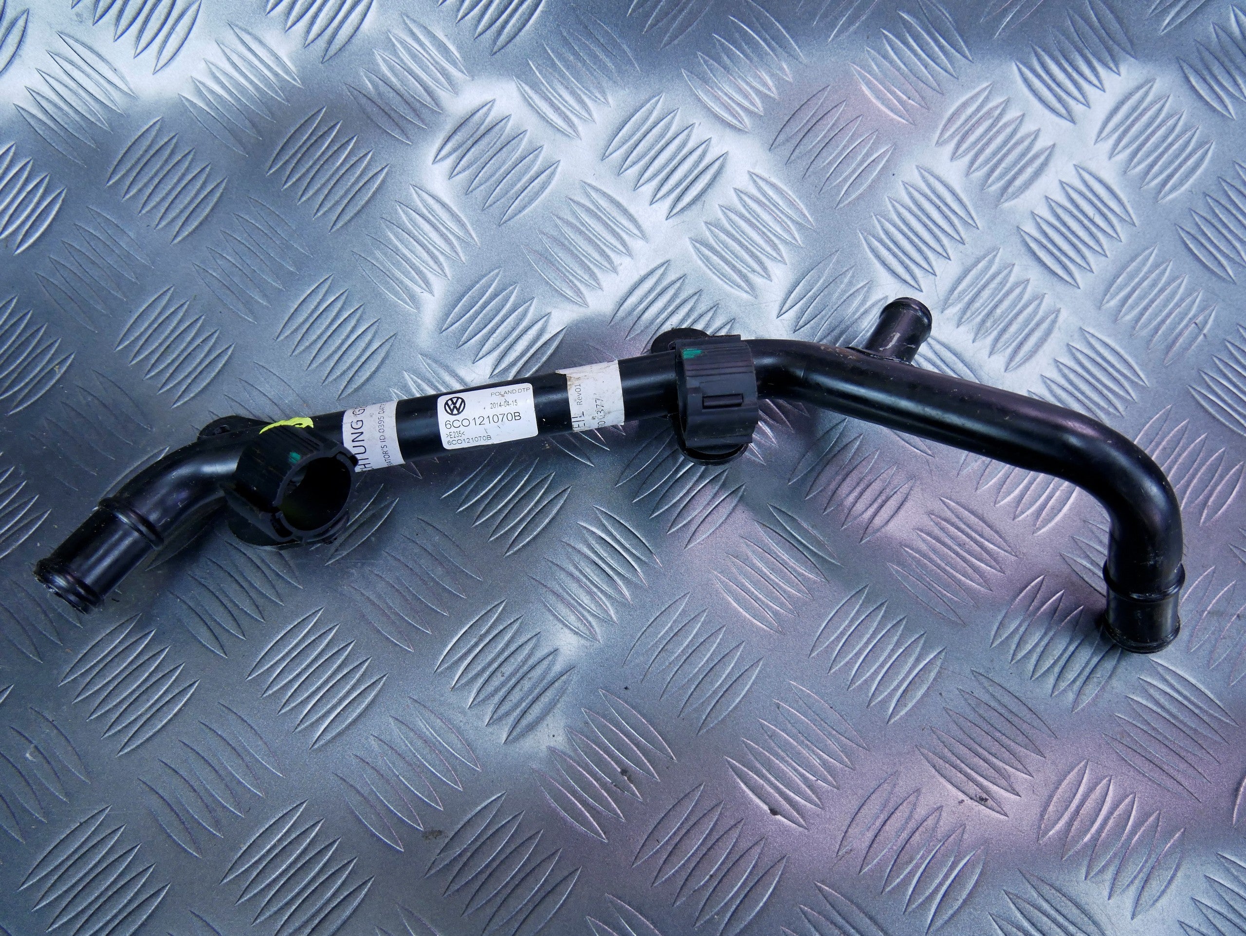 Rura wąż wody 6C0121070B SKODA FABIA III 1.4 TDI