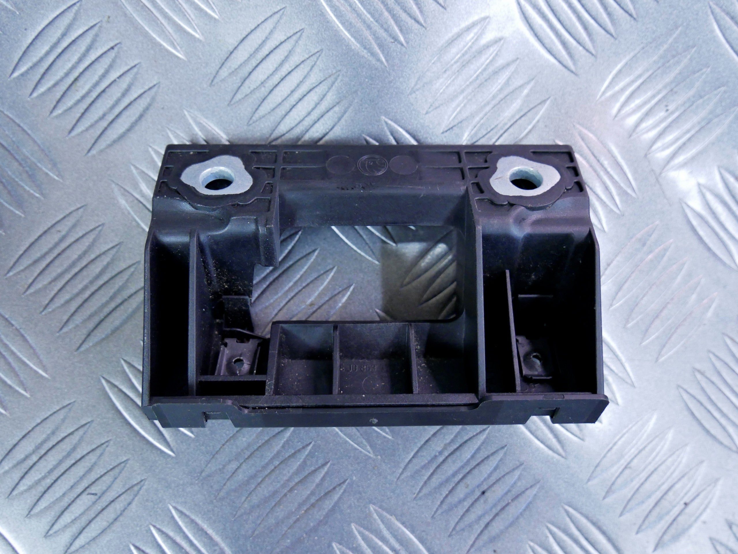 Mocowanie tunelu środkowego 5J0863377A SKODA FABIA II