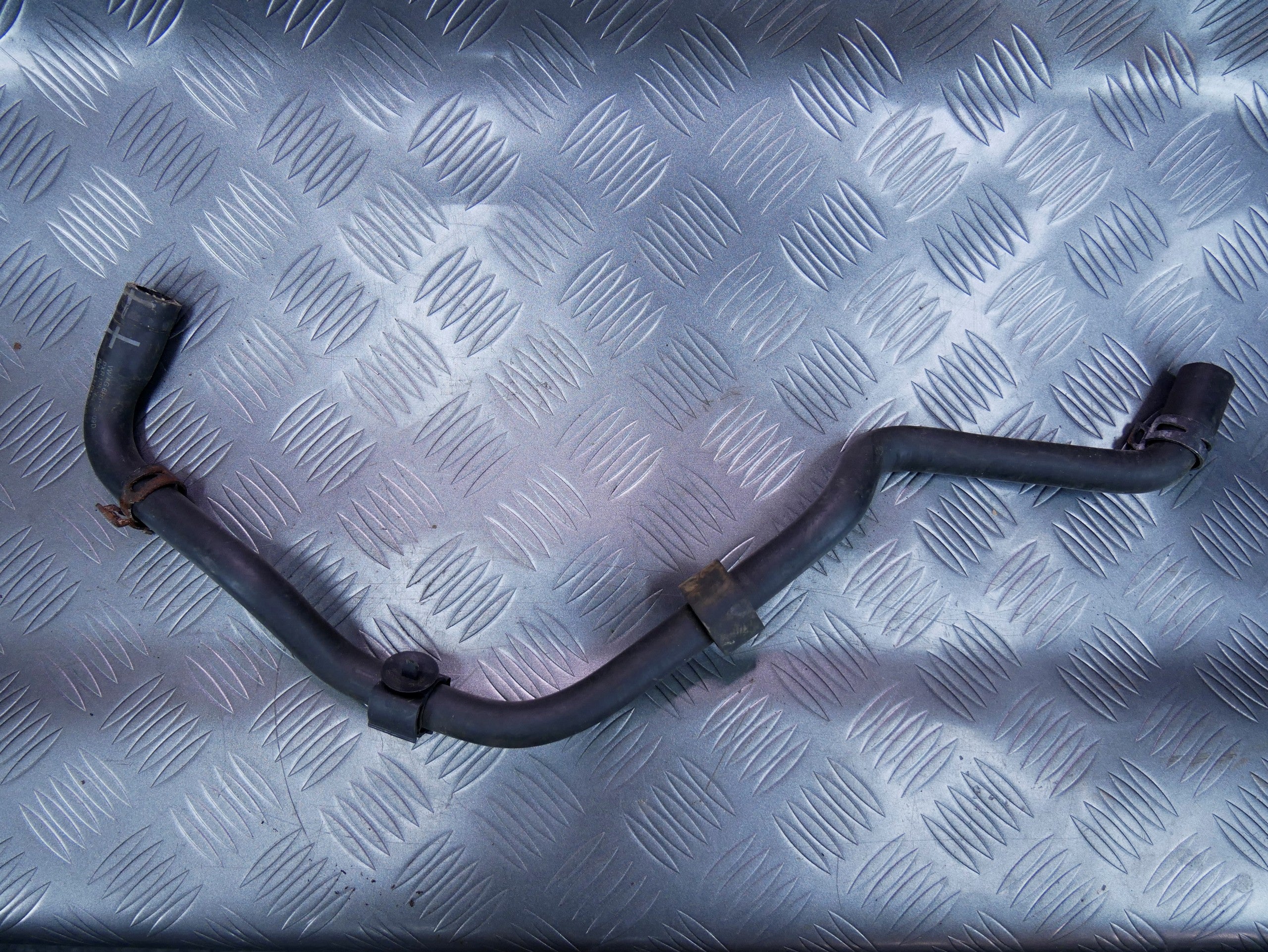 Rura wąż wody 6R0122109D SKODA FABIA II 1.2 TDI