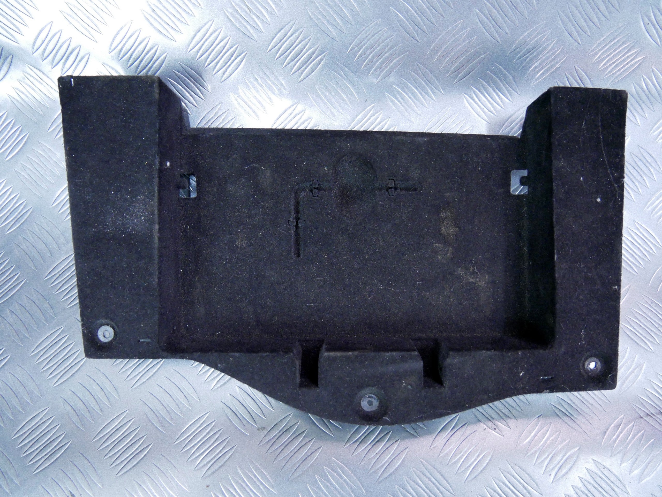 Wnęka schowka pasażera 7L6858904 VW TOUAREG 7L