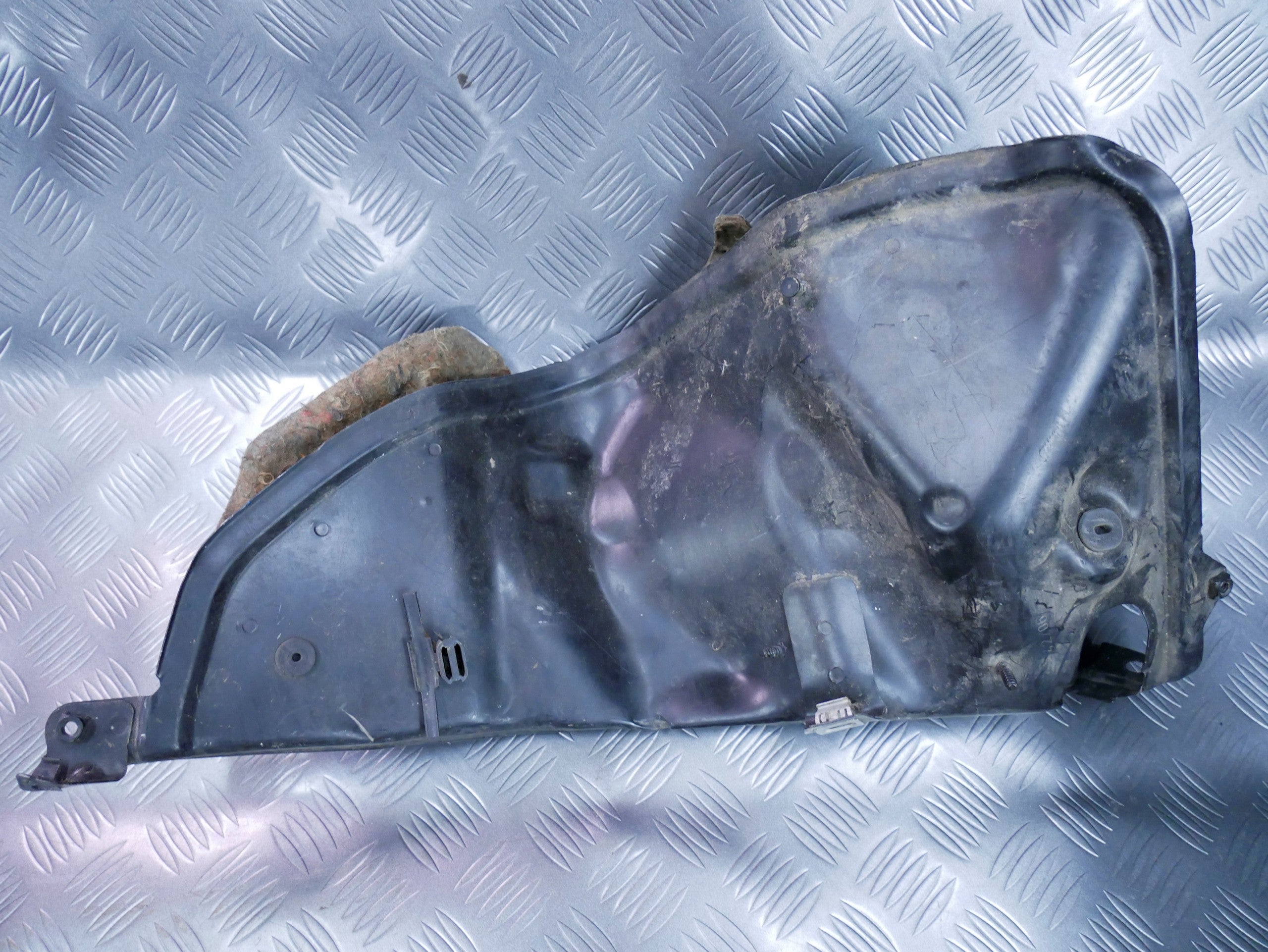 Osłona ściana grodziowa lewa 7L0863993 VW TOUAREG 7L