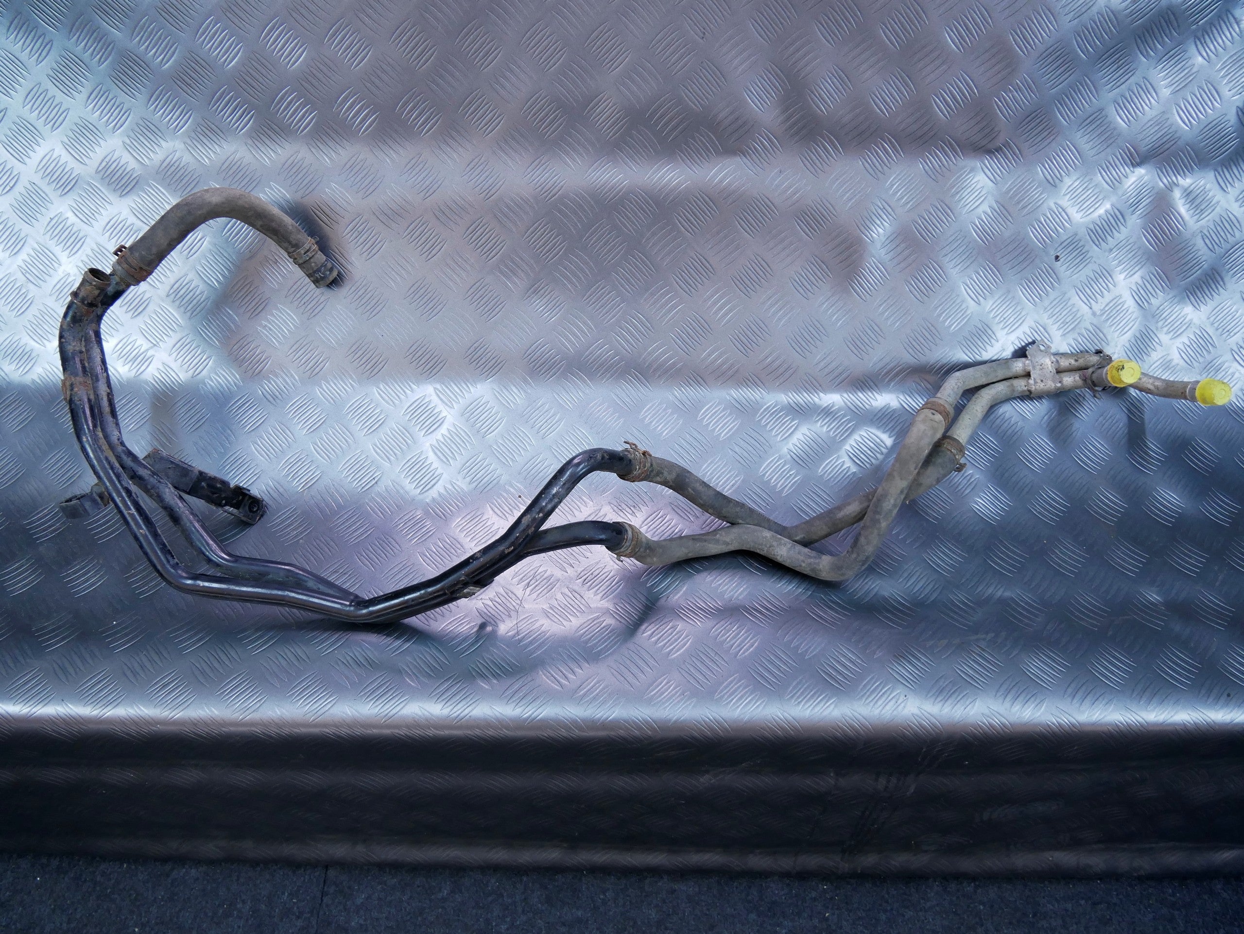 Rura wąż przewód wody 7L6121070AJ VW TOUAREG 7L 3.0 TDI