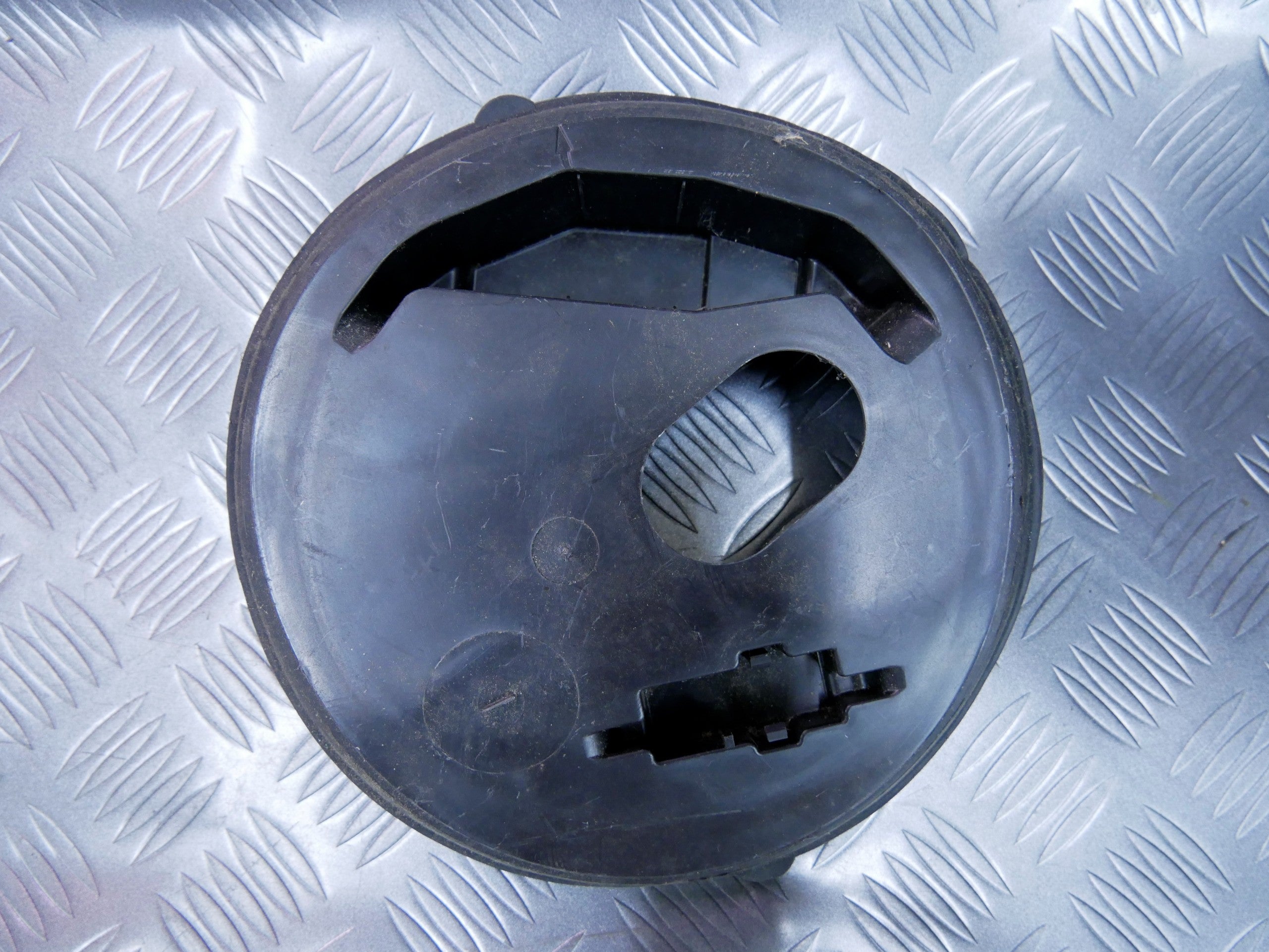 Osłona pokrywa pompy paliwa 1K0971839 SKODA SUPERB II