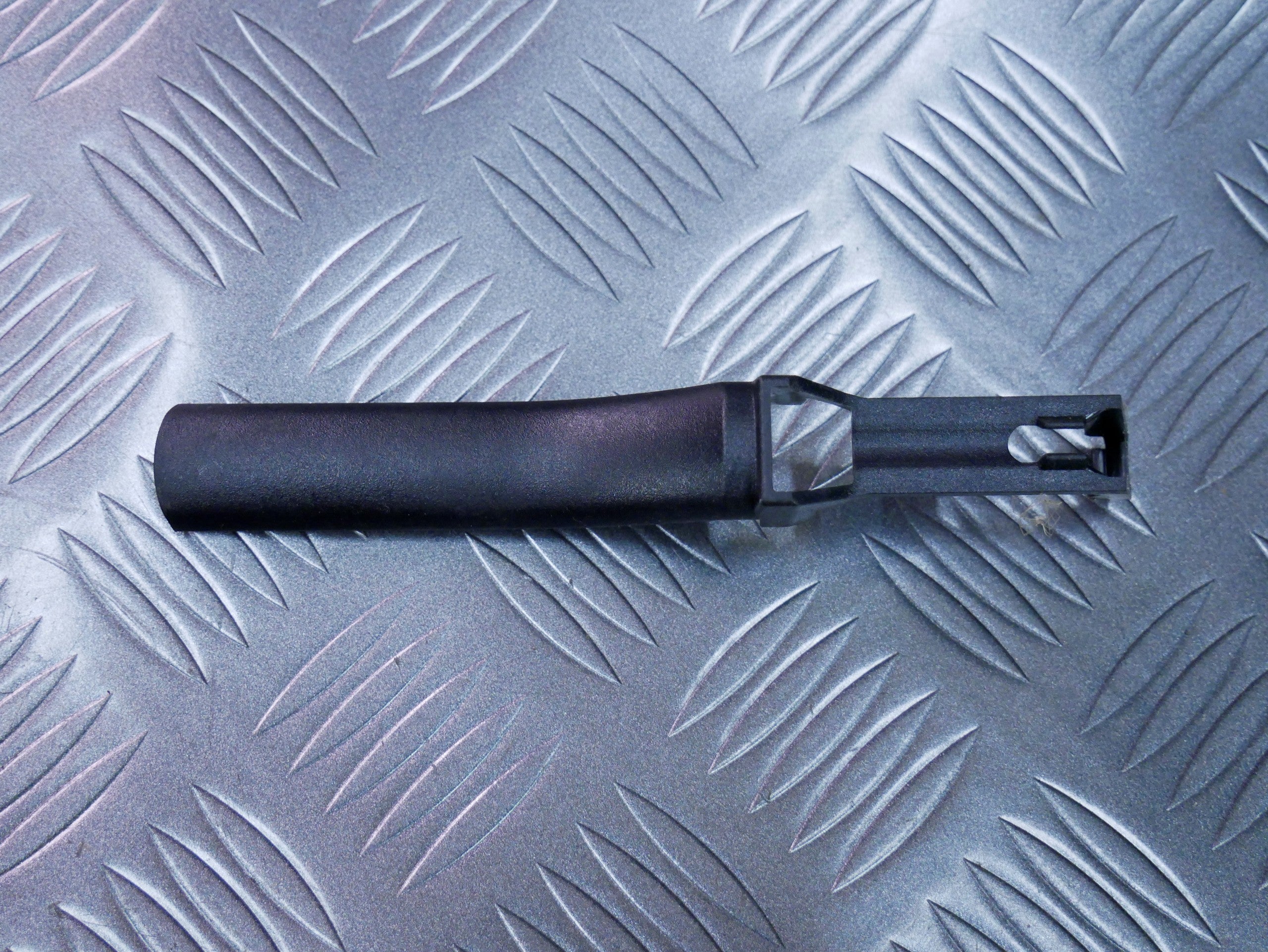 Osłona przewodów lusterka 3T0857593 SKODA SUPERB II