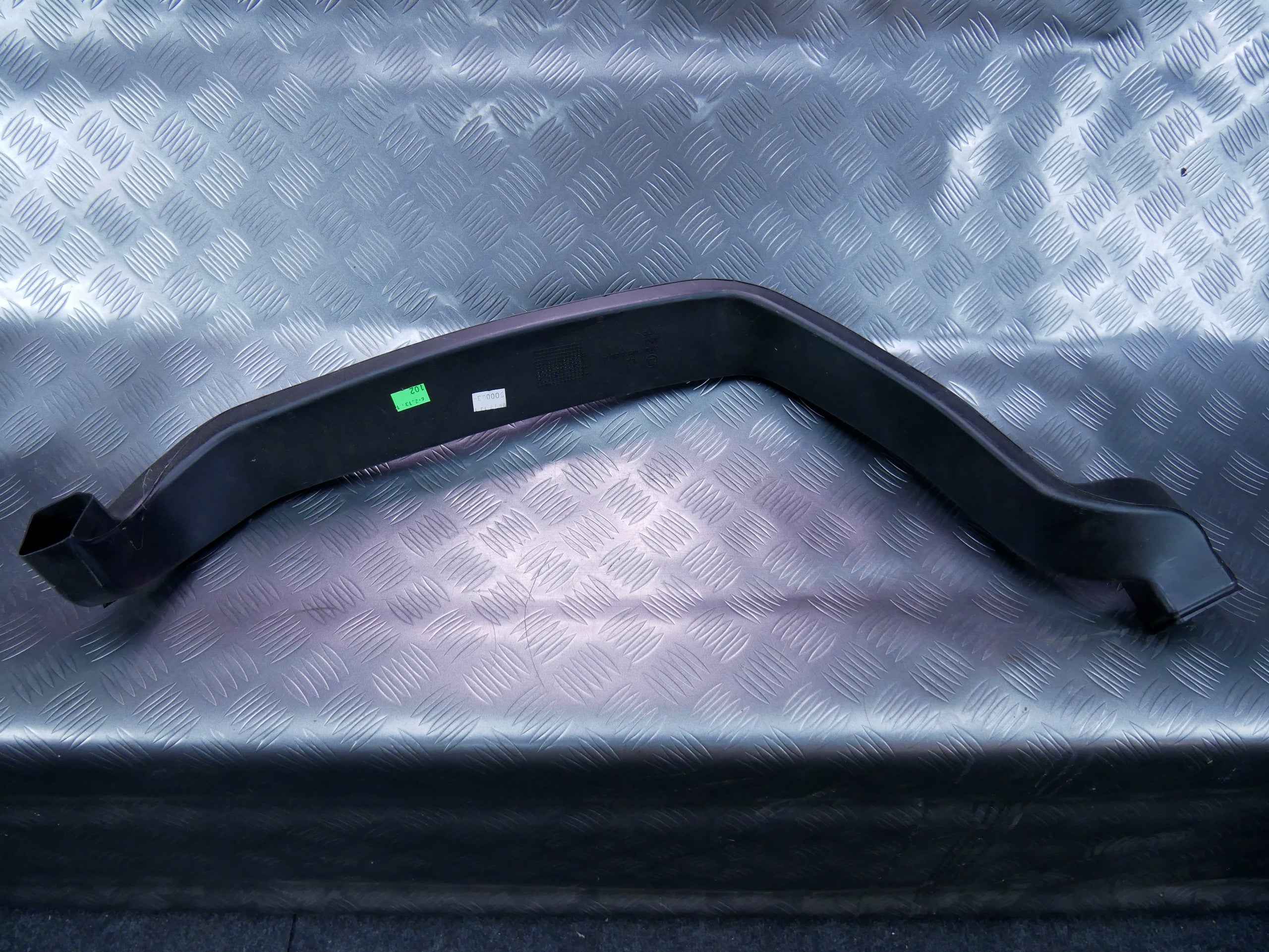 Rura kanał powietrza 3T0819830A SKODA SUPERB II