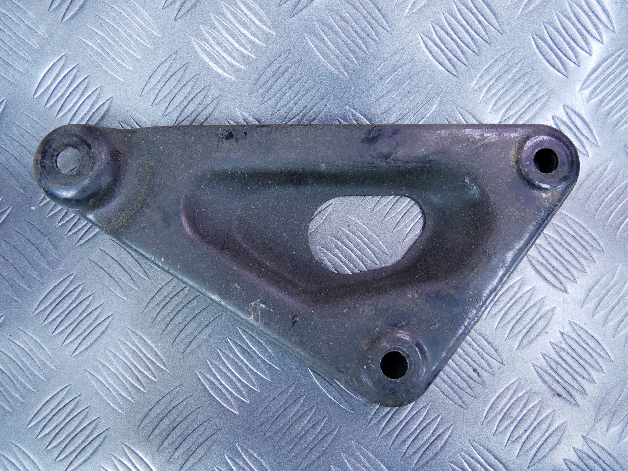 Wspornik mocowanie wózka prawe OPEL MERIVA B