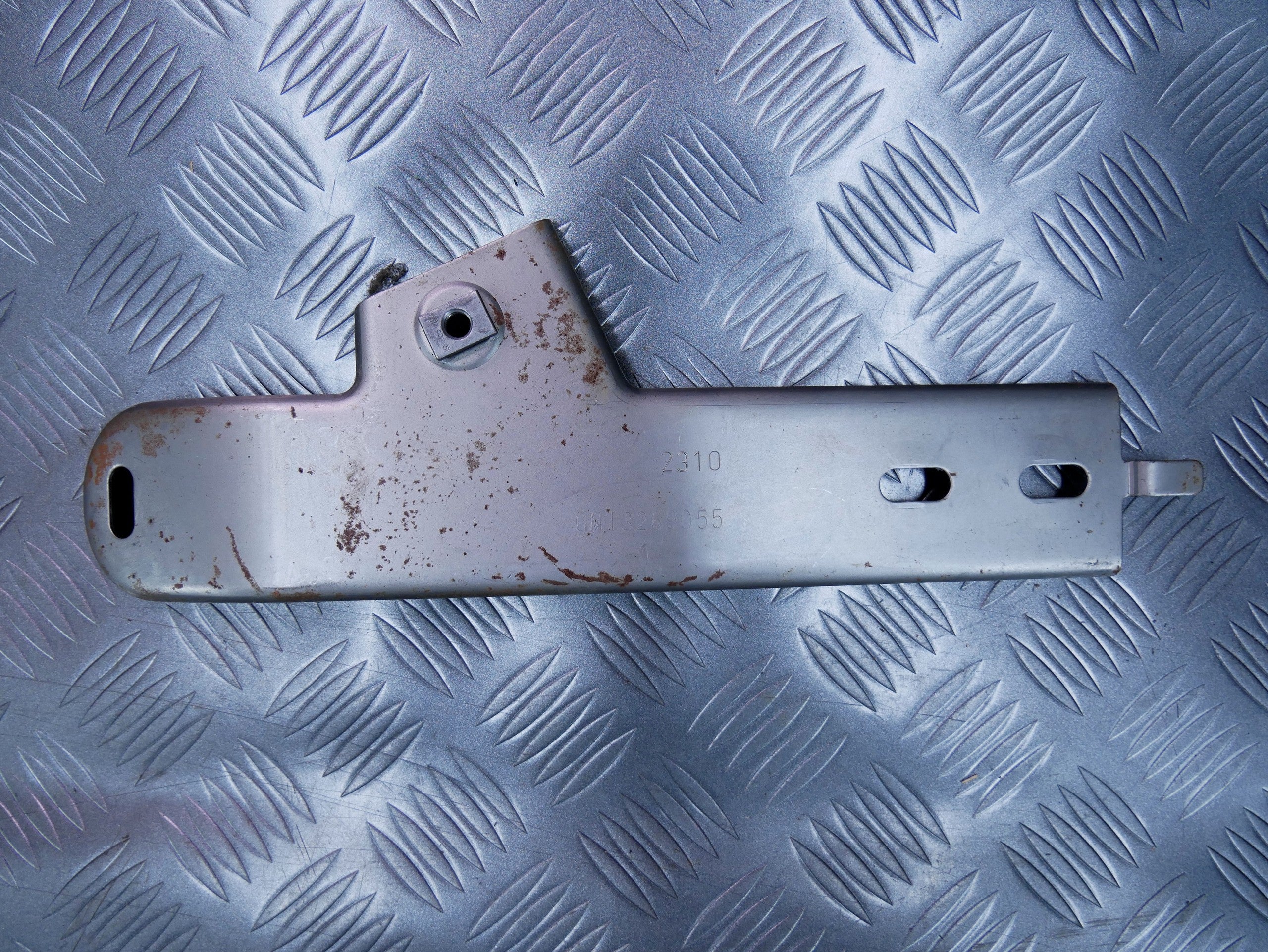 Mocowanie deski konsoli 13269055 OPEL MERIVA B