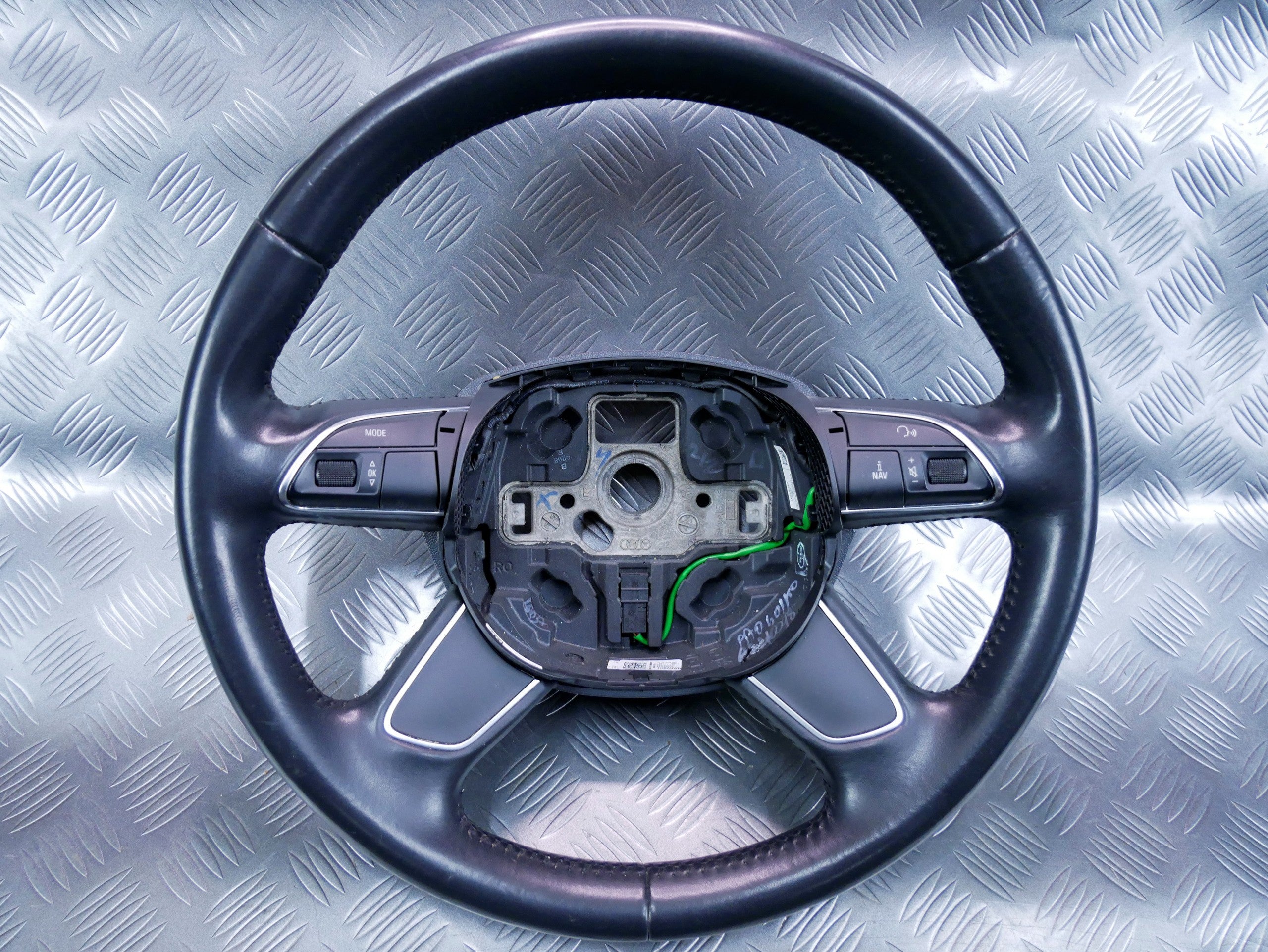 Kierownica skórzana multifunkcyjna 4L0419091AC AUDI Q7 4L LIFT