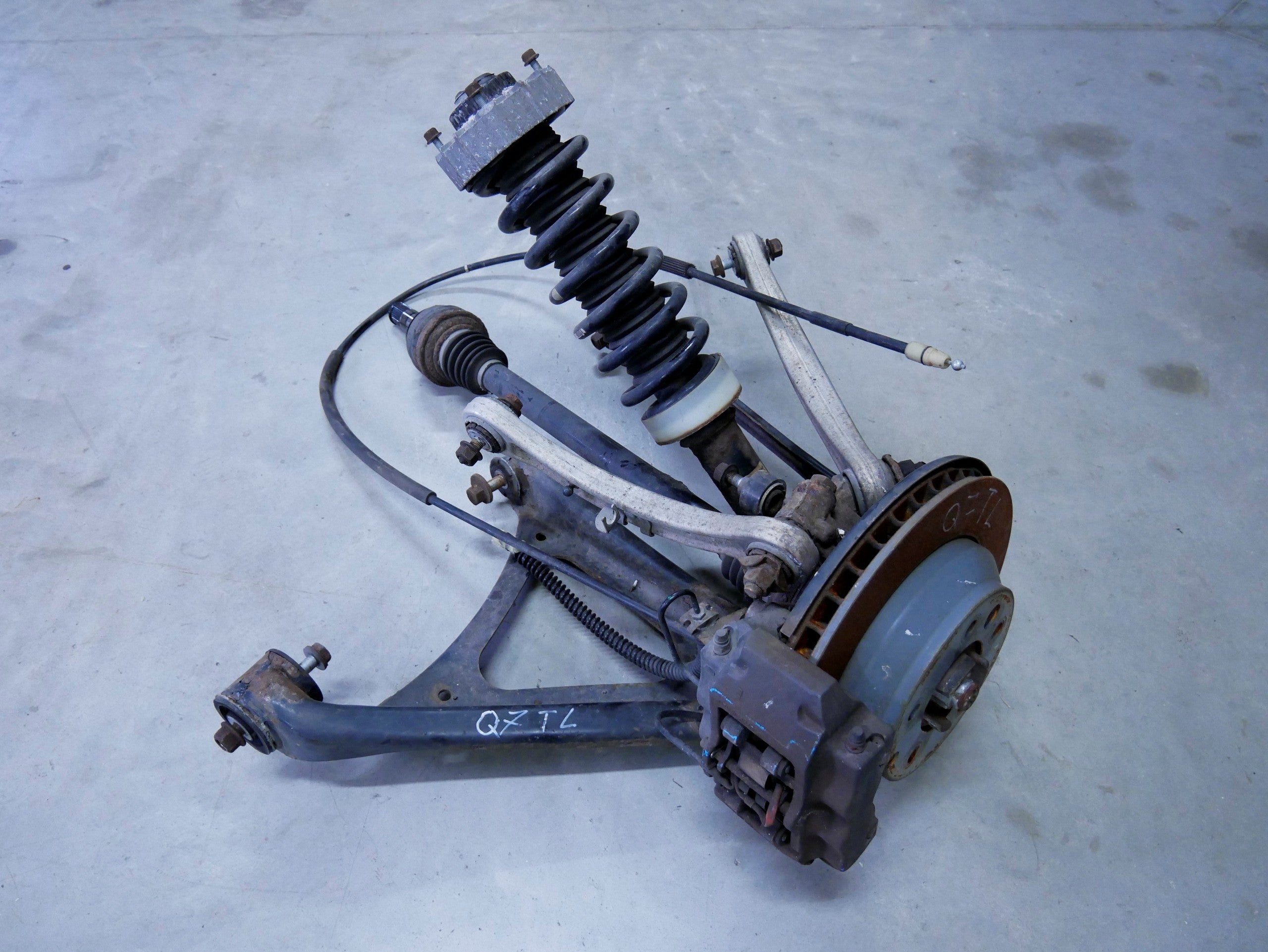 Zawieszenie tył tylne lewe zwykłe AUDI Q7 4L LIFT 3.0 TFSI