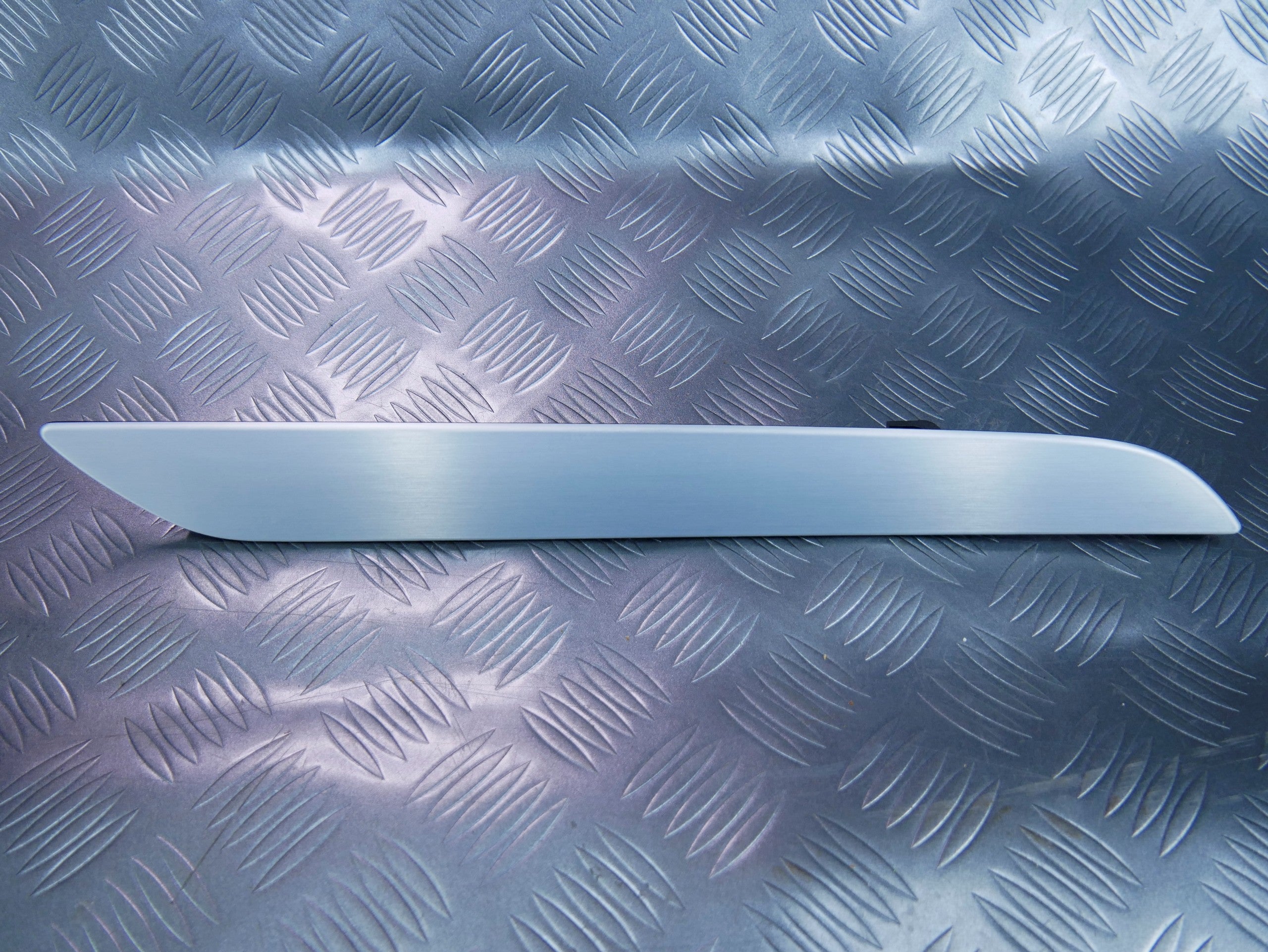 Listwa dekor drzwi tył tylny prawy 8U0867420E AUDI Q3 8U0