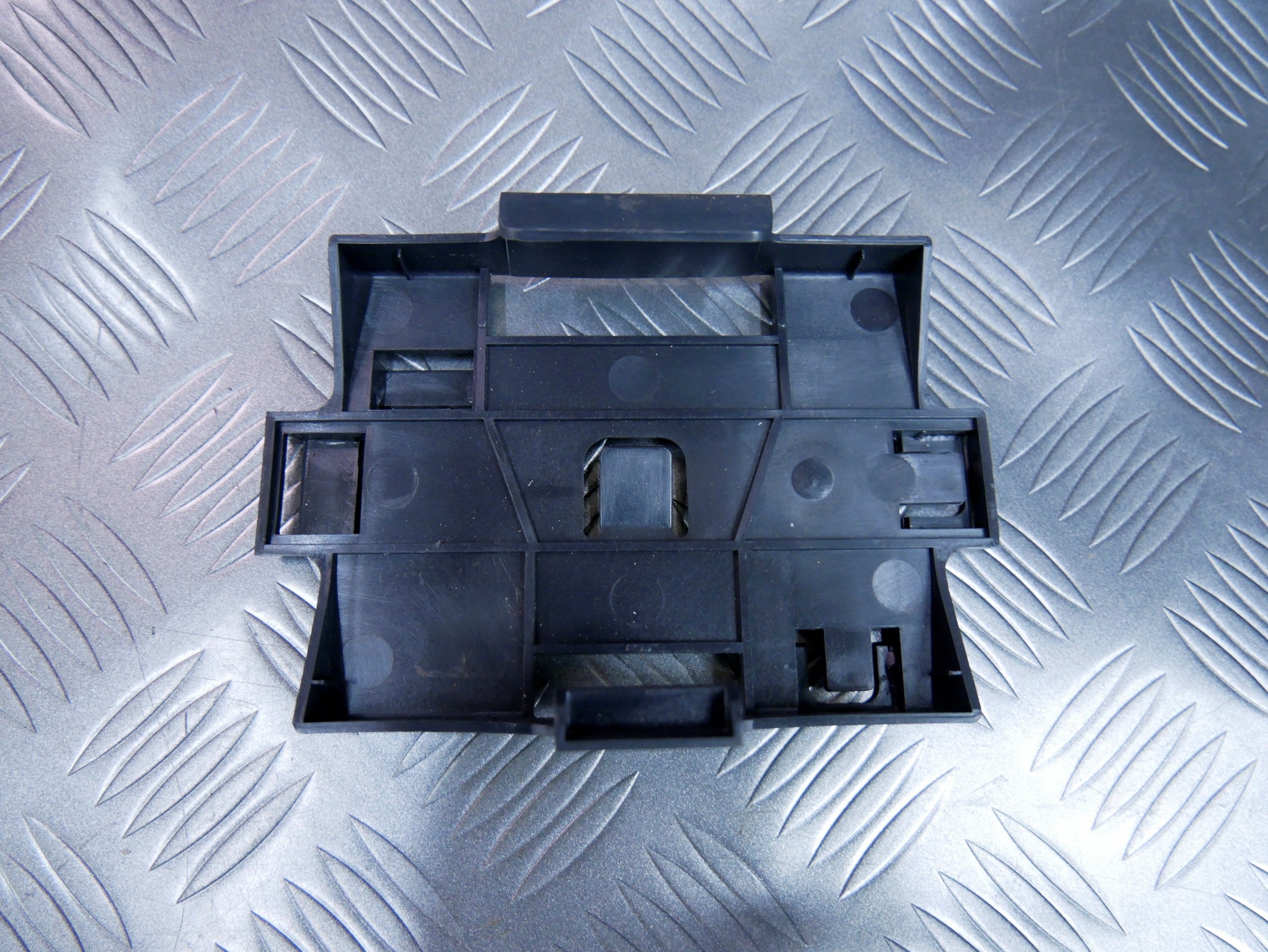 Mocowanie sterownika 8U0971280 AUDI Q3 8U0