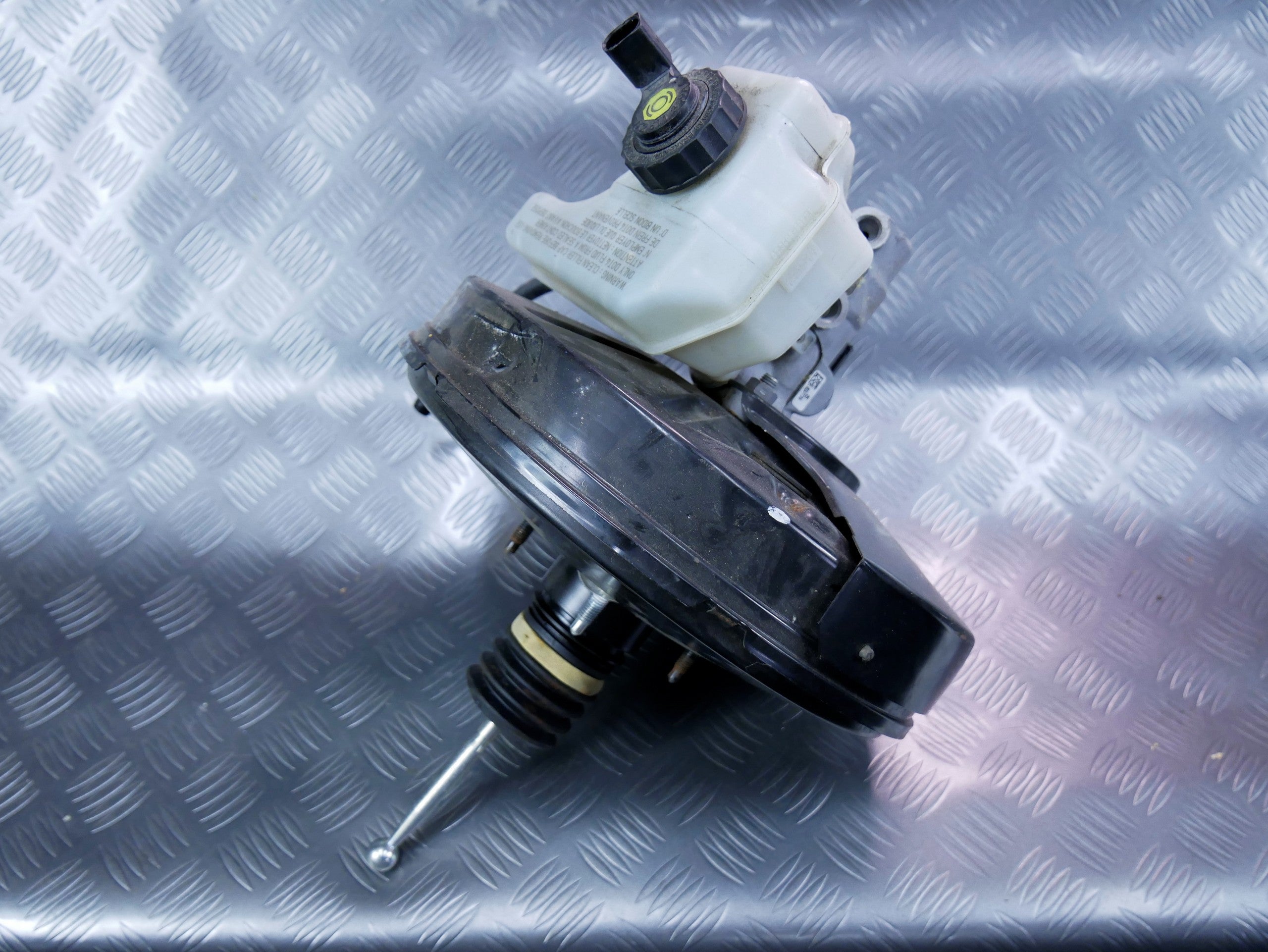 Serwo pompa hamulcowa 5N1614105D AUDI Q3 8U0