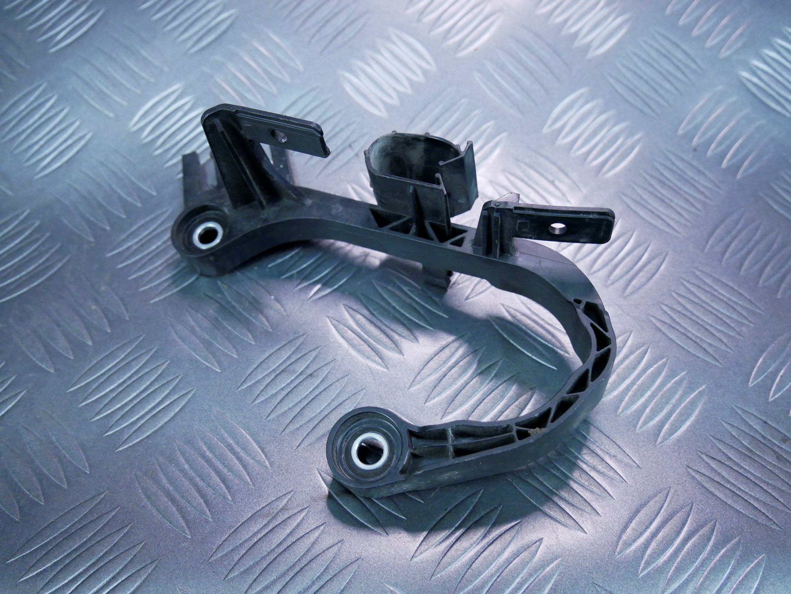 Mocownaie przewodów 5N0971858 AUDI Q3 8U0