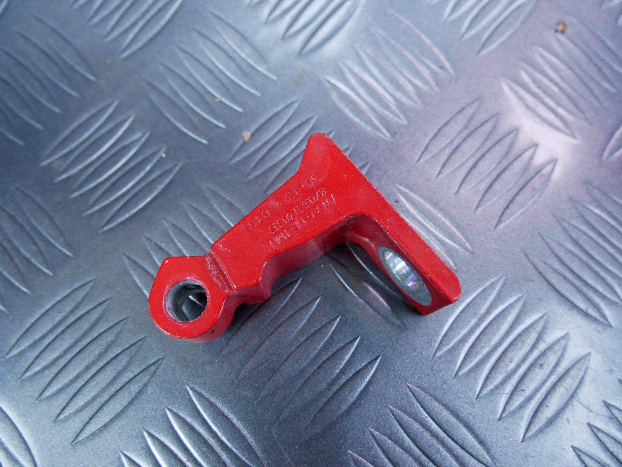 Zawias drzwi przód tył lewy 8X0831403B AUDI Q3 8U0